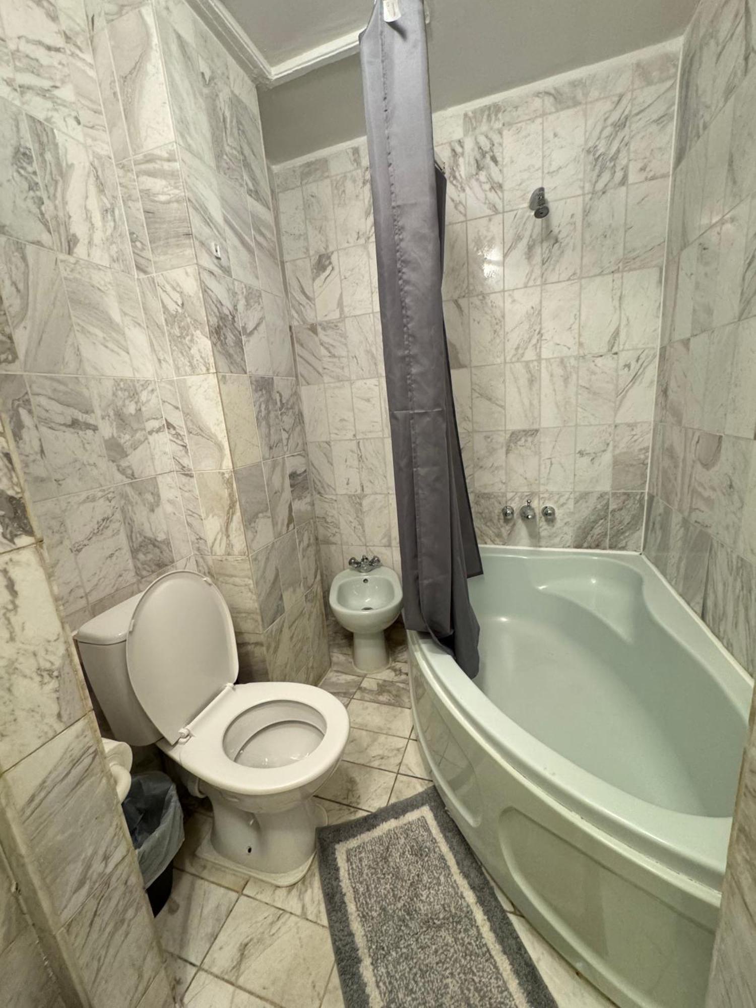 Charming And Affordable Flat For 4 People In Baker Street Zone 1 With Breakfast