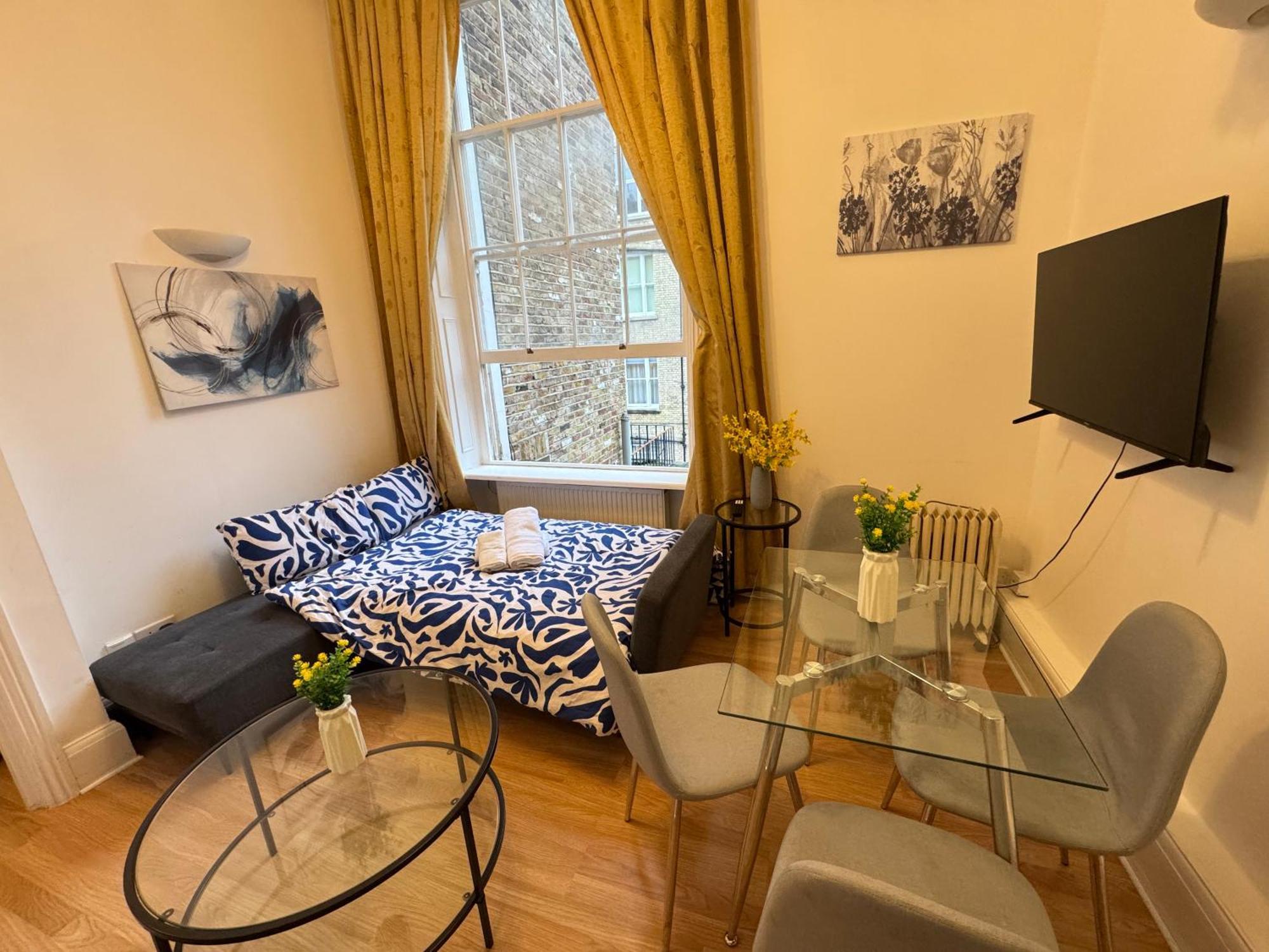Charming And Affordable Flat For 4 People In Baker Street Zone 1 With Breakfast *