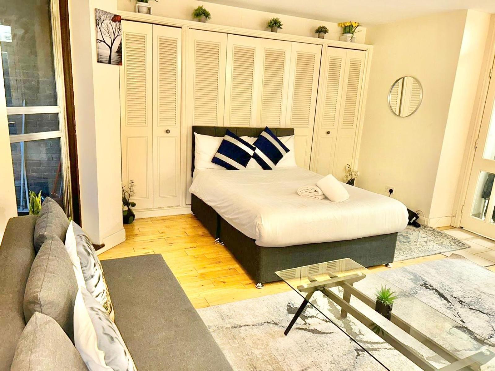Beautiful At Cromwell Road Appartement