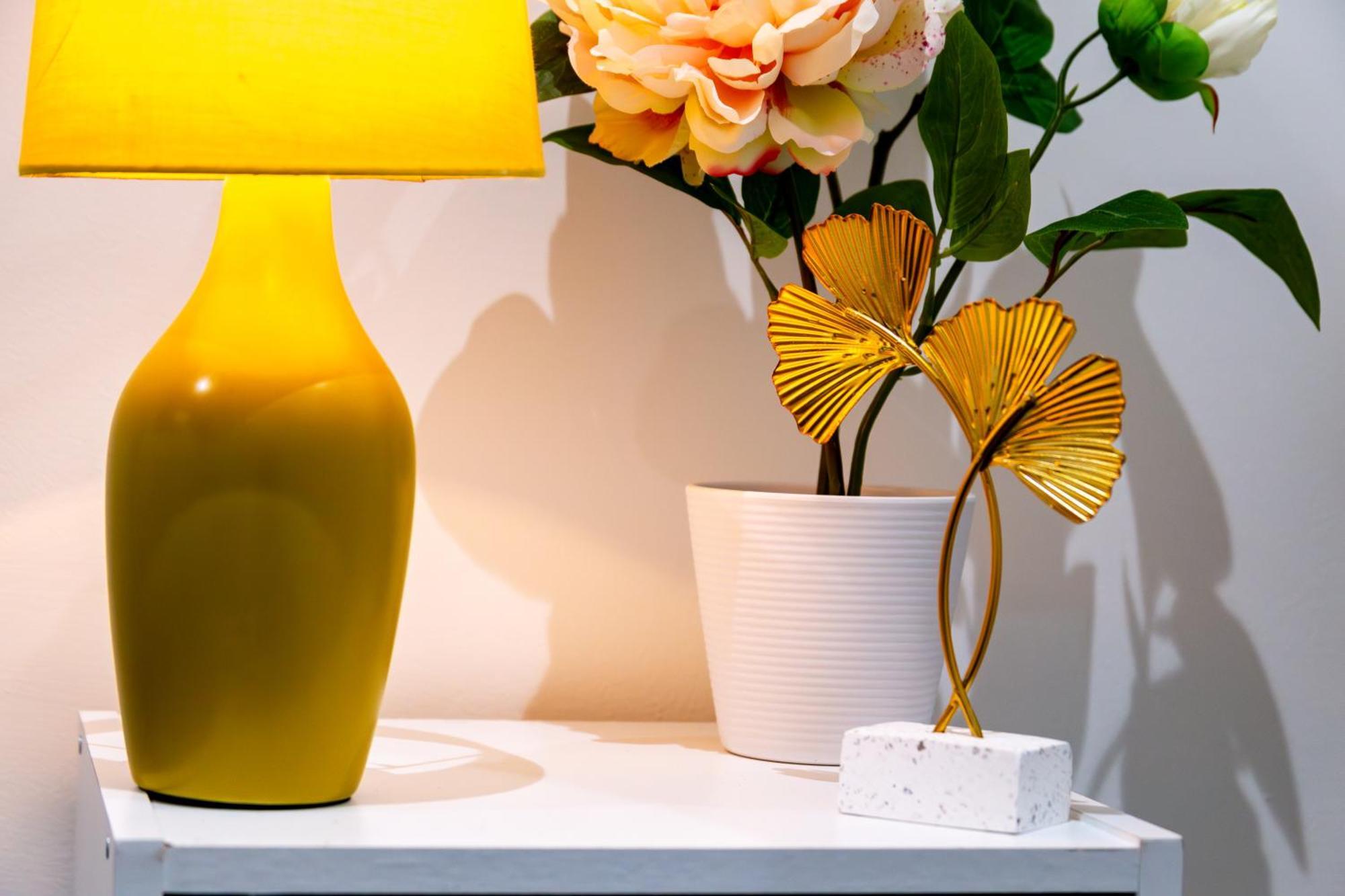 Stylish 2 Bedroom Haven In Zone 2-15 Mins To Central London- Garden & Parking Available! 5 Beds-Sleeps 6 People- Instant Book & Self Check-In! Save 20 Percent On Stays Of 7 Nights Or More ! Appartement Londres