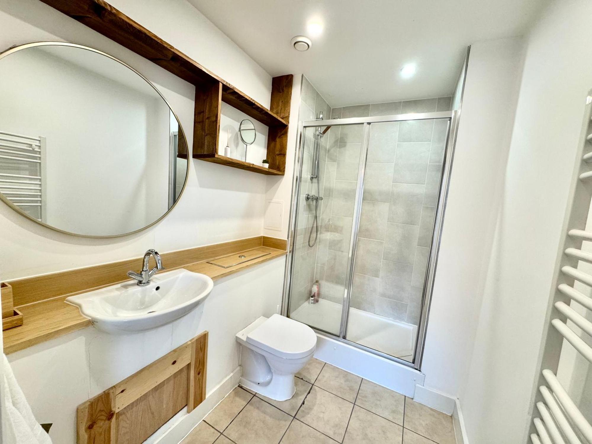 Appartement 2 Bedrooms 2 Bath Modern Flat, Londdon View Balcony