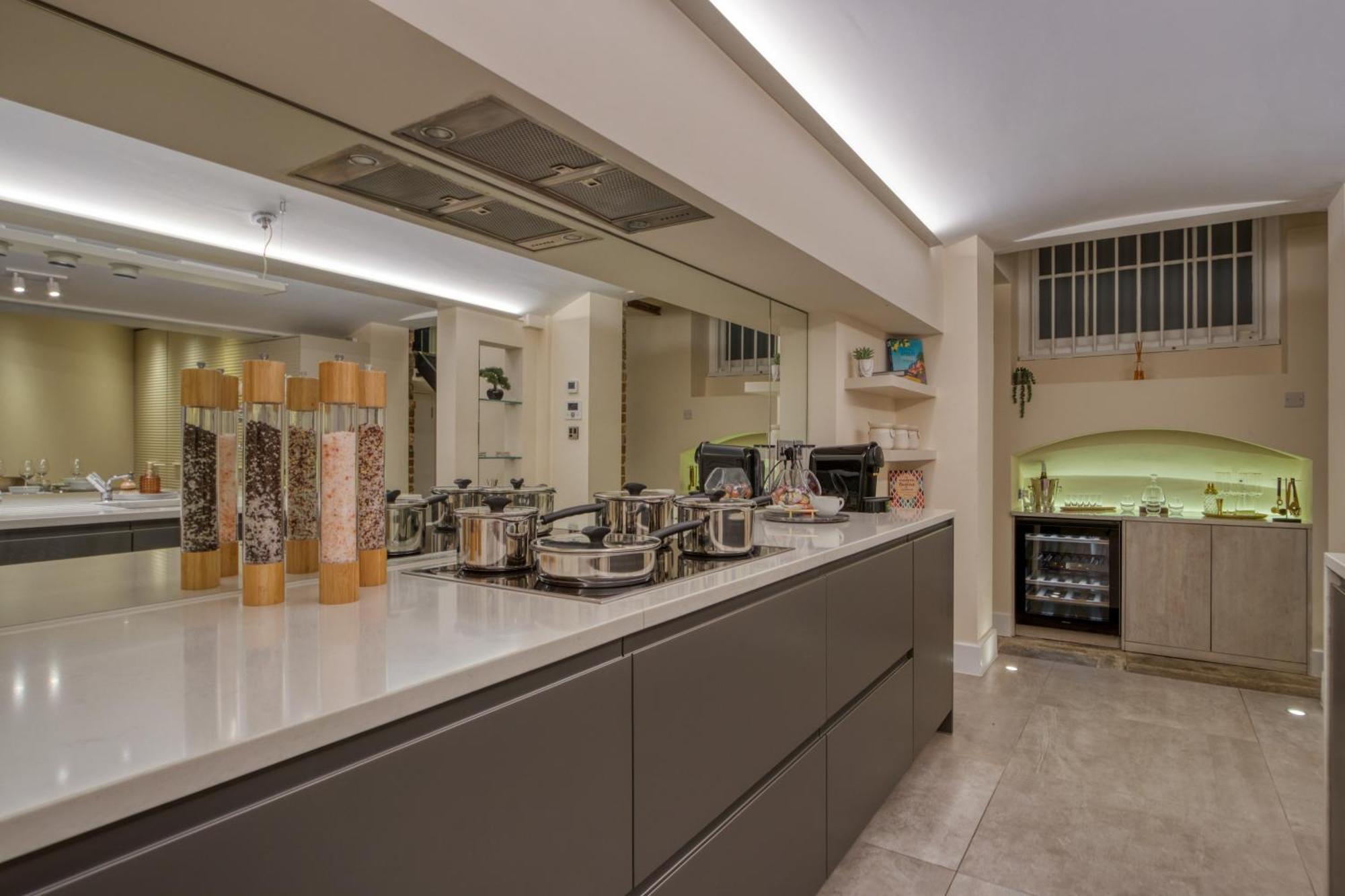 Villa Historic Cubitt 3bd 3ba Gem W Steam Londres