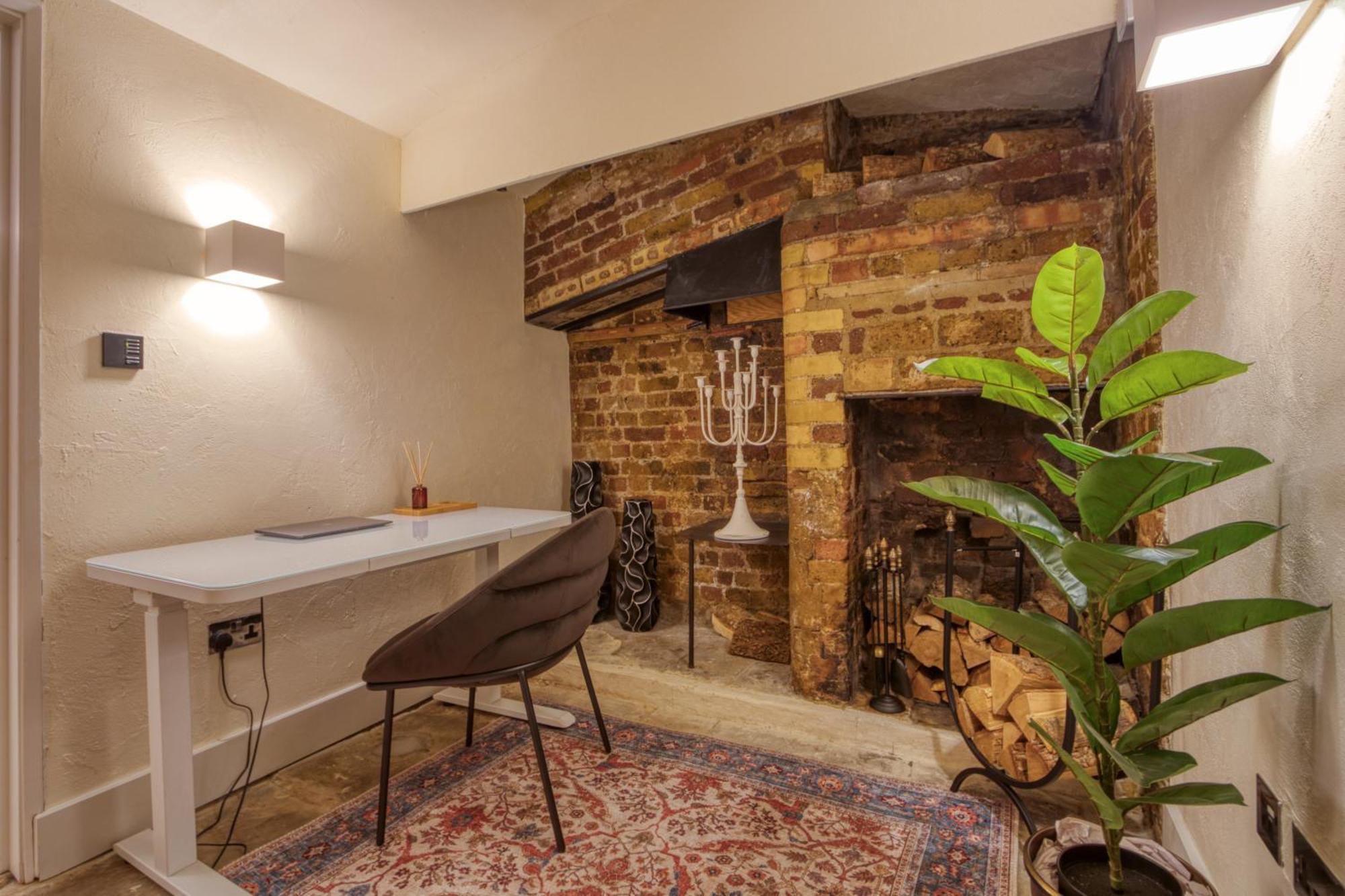 Villa Historic Cubitt 3bd 3ba Gem W Steam *