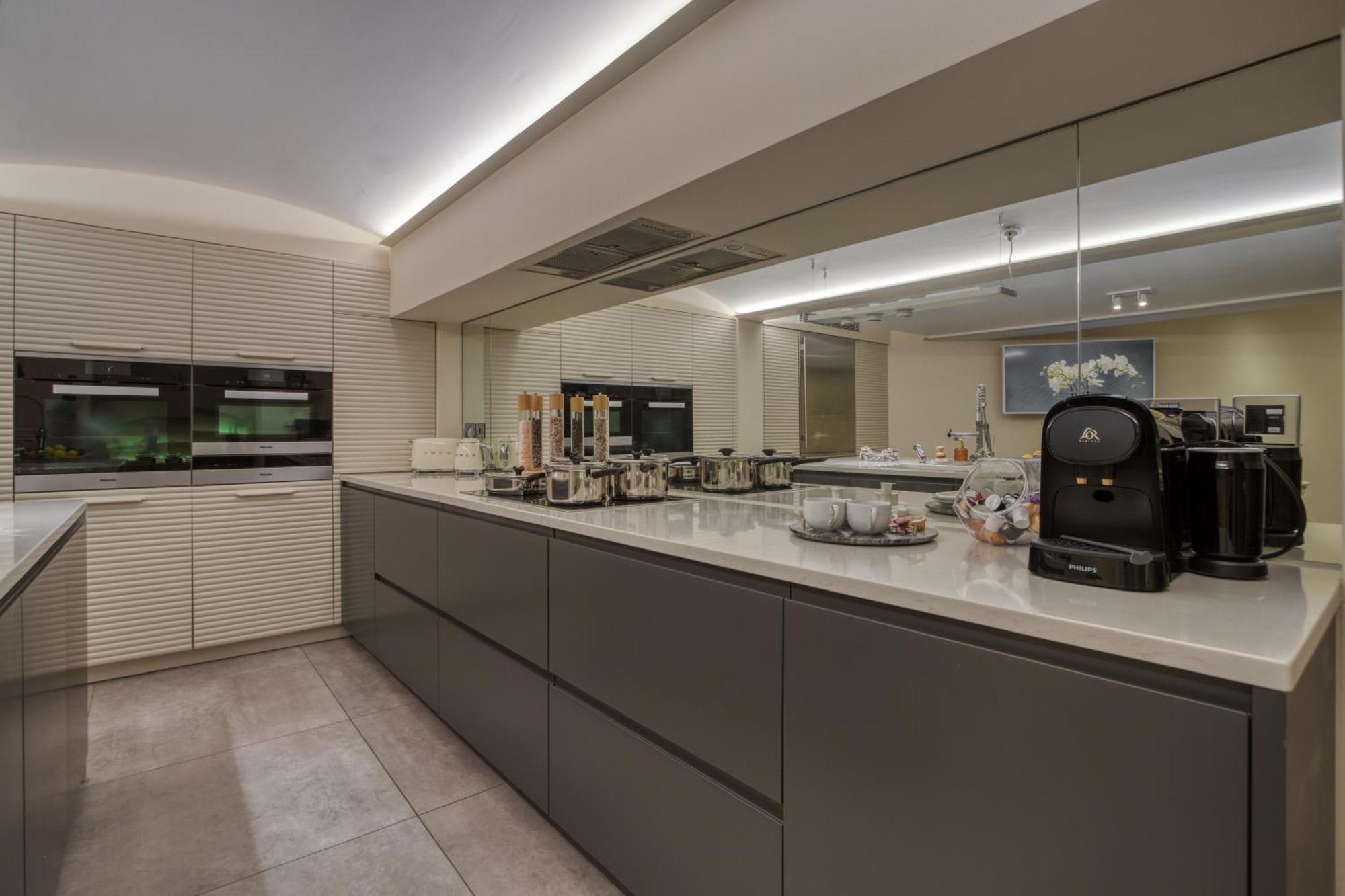 Villa Historic Cubitt 3bd 3ba Gem W Steam *