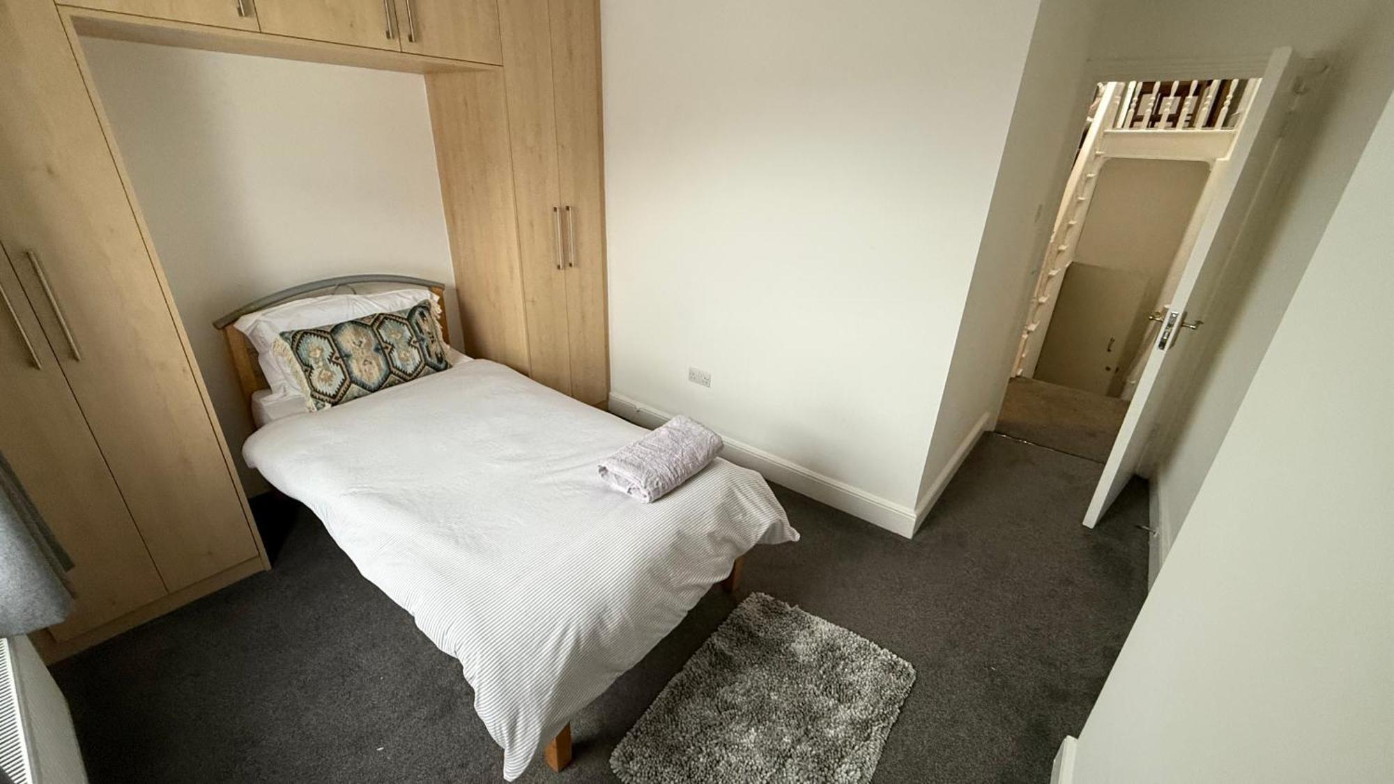 Appartement 3 Bedroom In A Great Location *