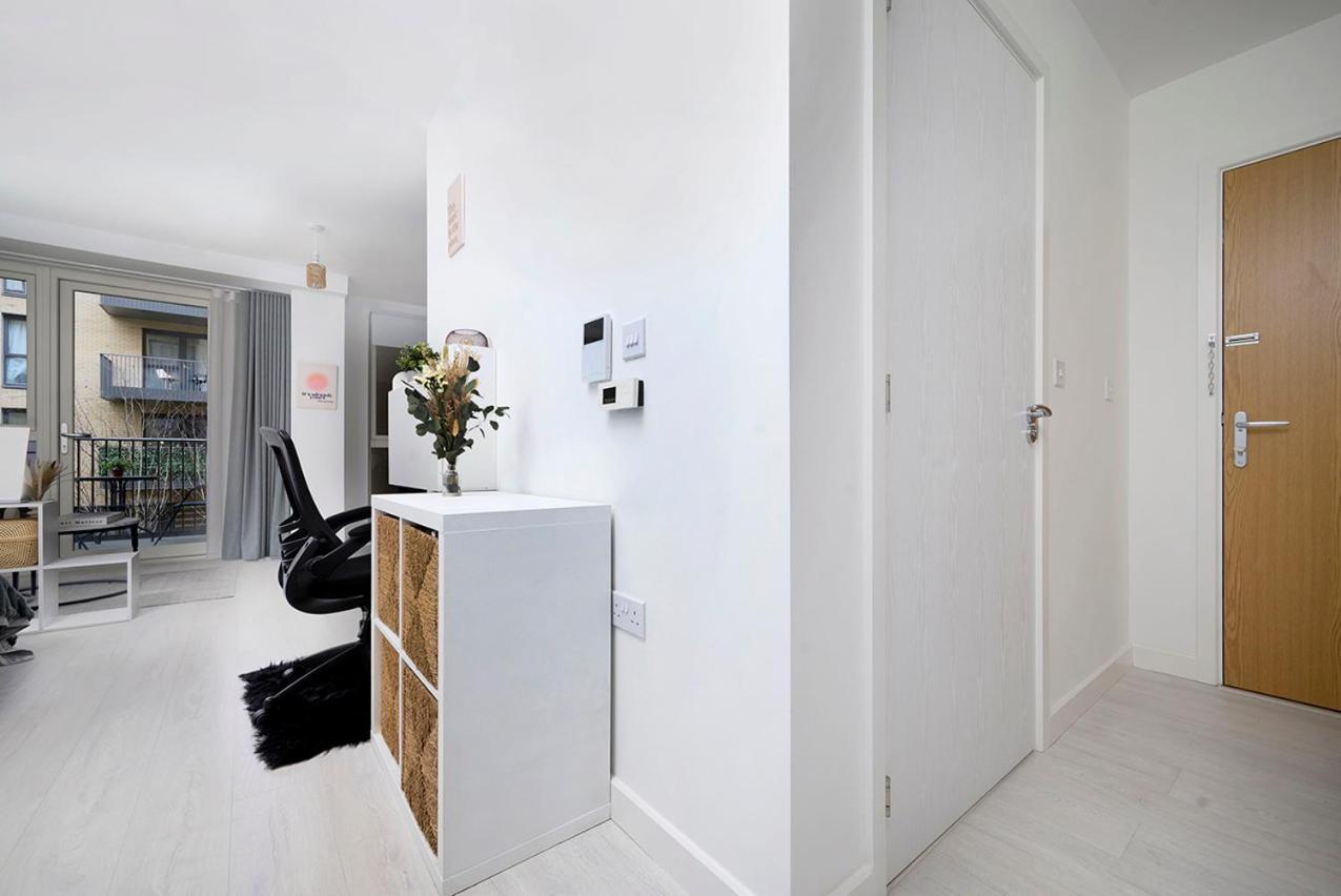 Brand New, Modern Flat Near Wembley Stadium * Londres