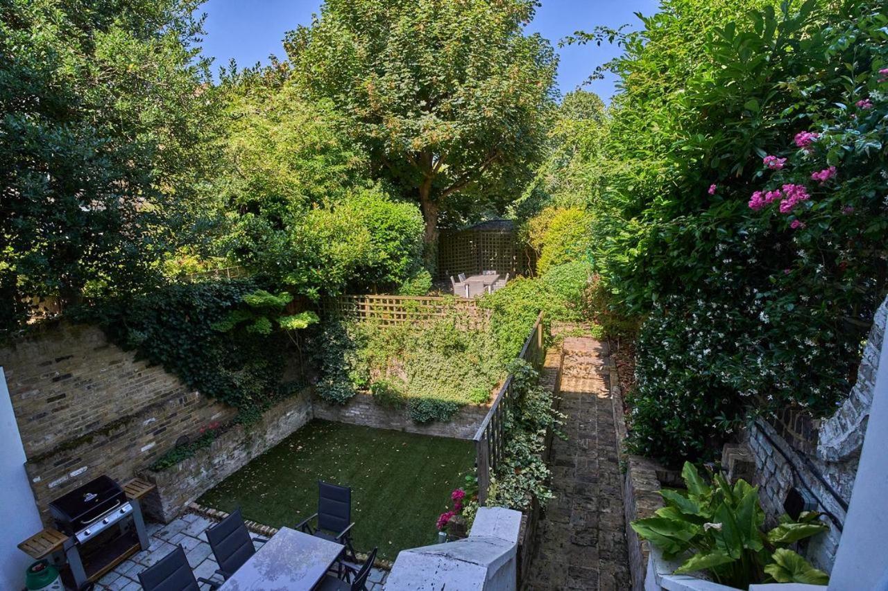 Appartement Bright Cozy Garden Retreat W Fast Wifi & 5min To Tube Subway Metro & Close To Park & Street Parking P4p *