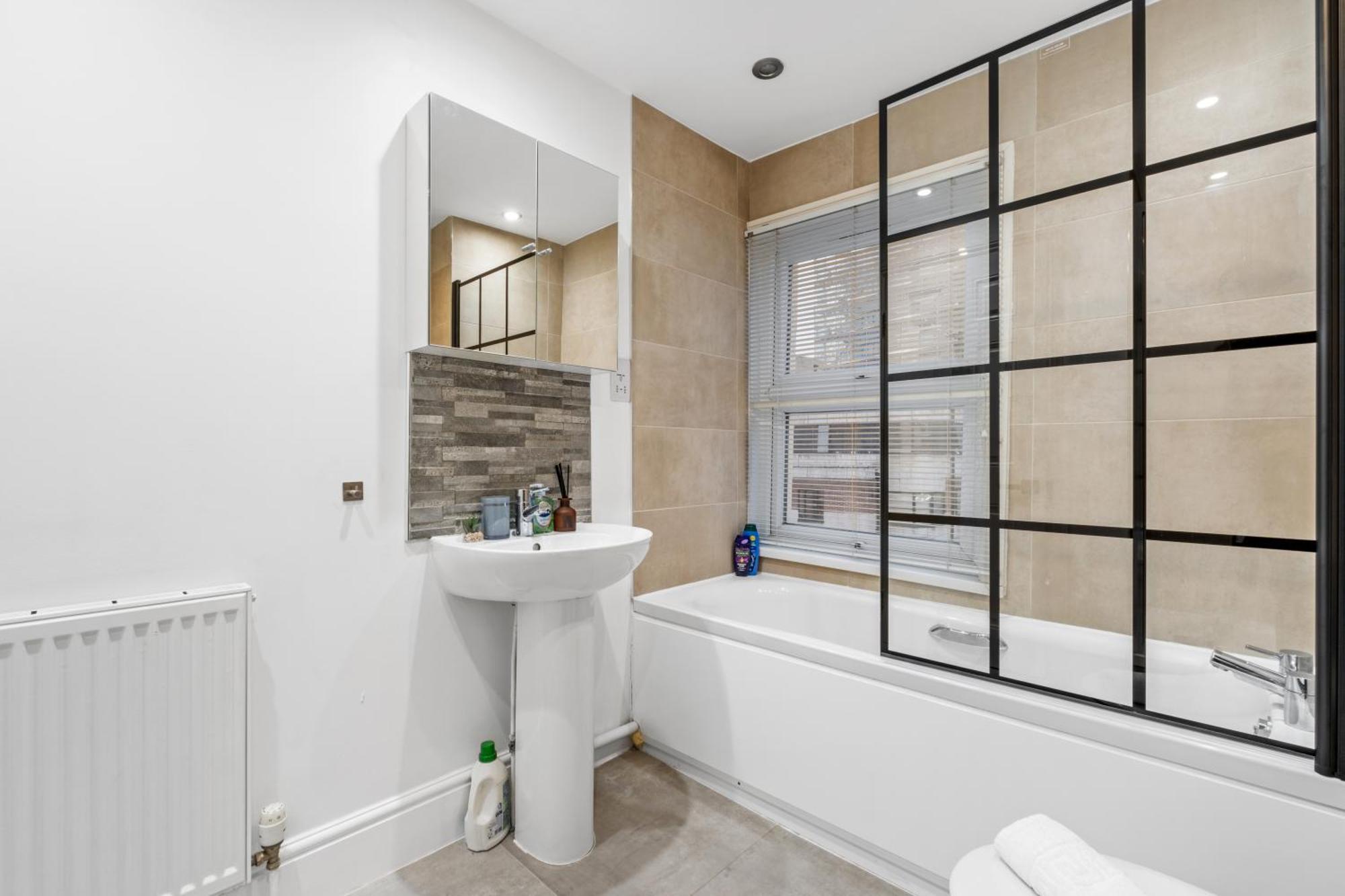 Appartement 3 Bed Trendy Vibe House In Earls Court Kensington *