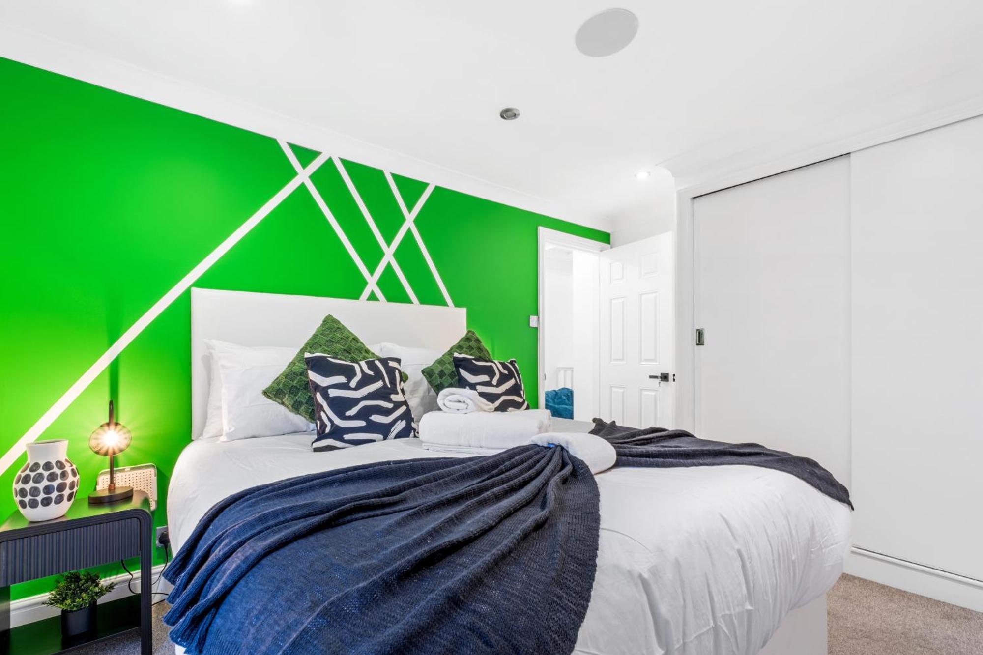 3 Bed Trendy Vibe House In Earls Court Kensington Appartement *