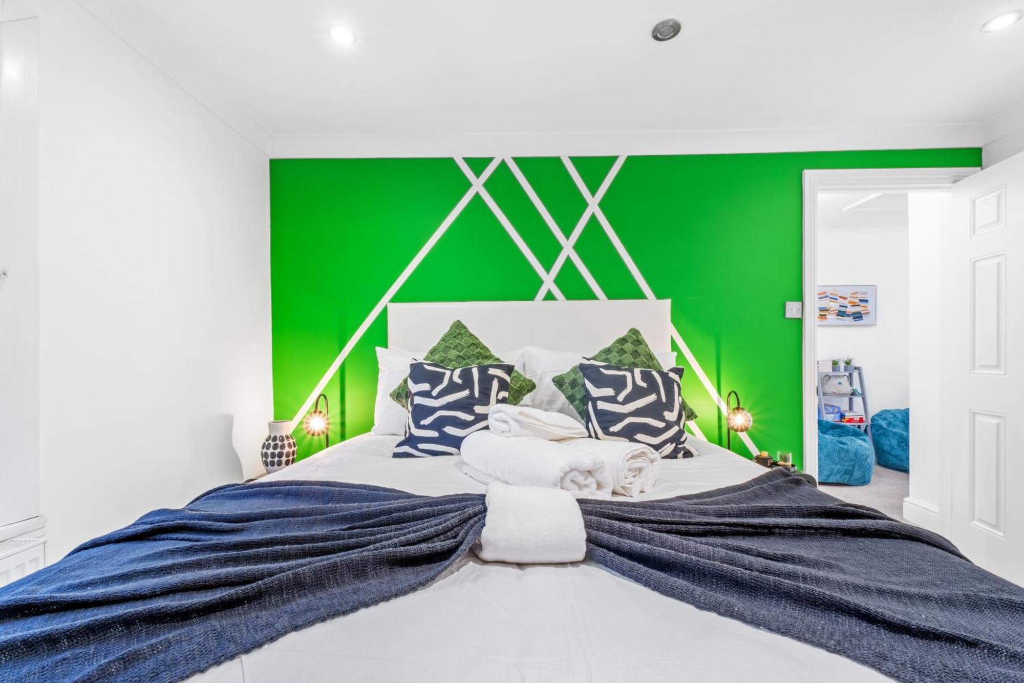 3 Bed Trendy Vibe House In Earls Court Kensington Londres