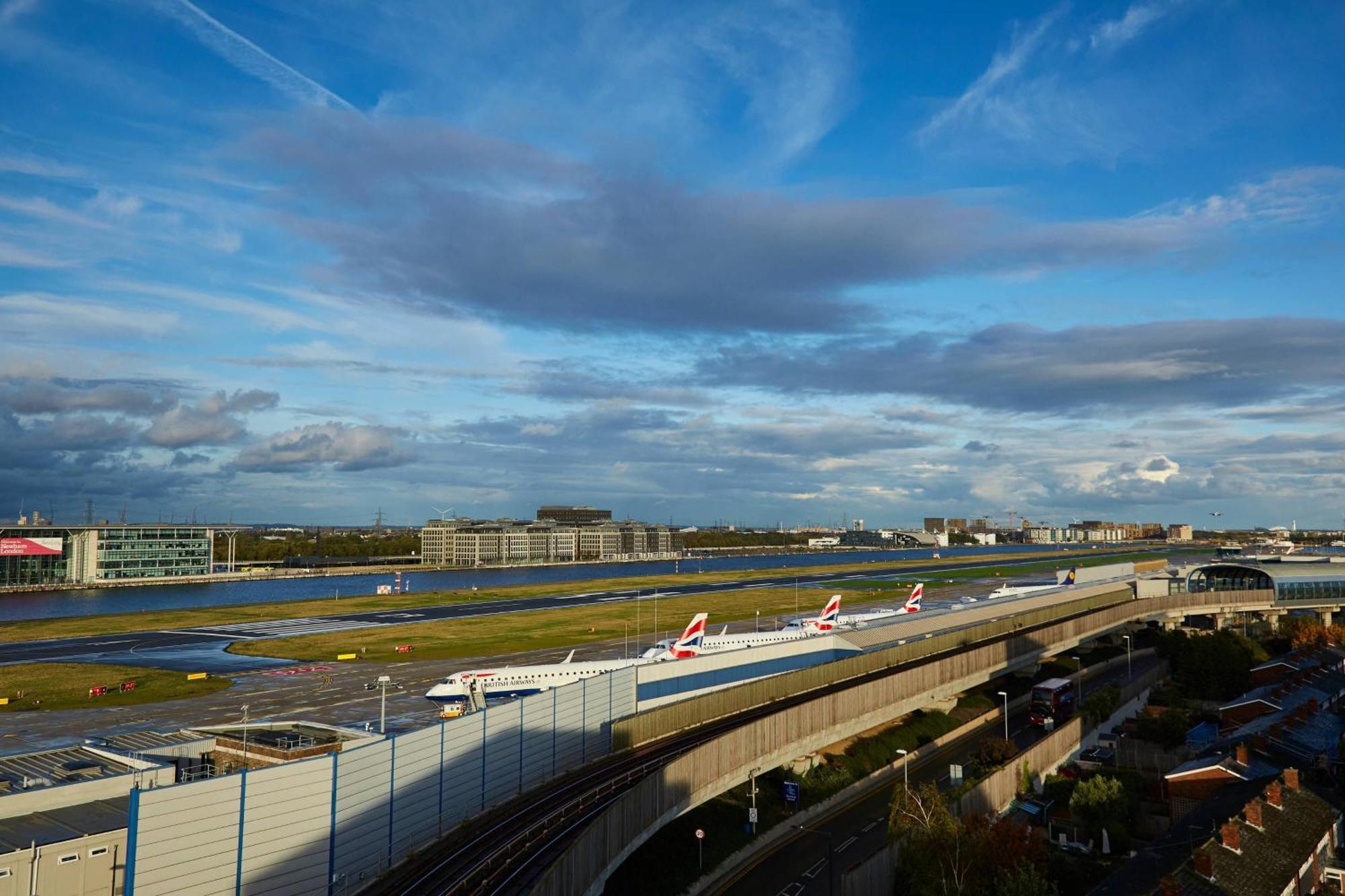 Courtyard By Marriott Airport 4* Londres