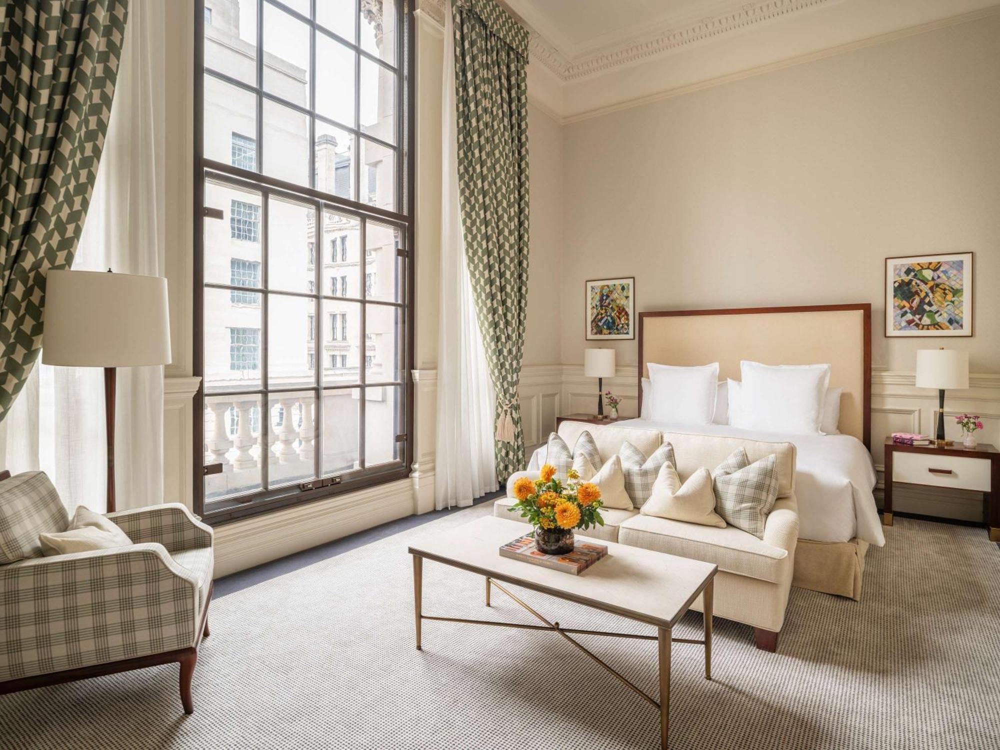 Raffles At The Owo Londres