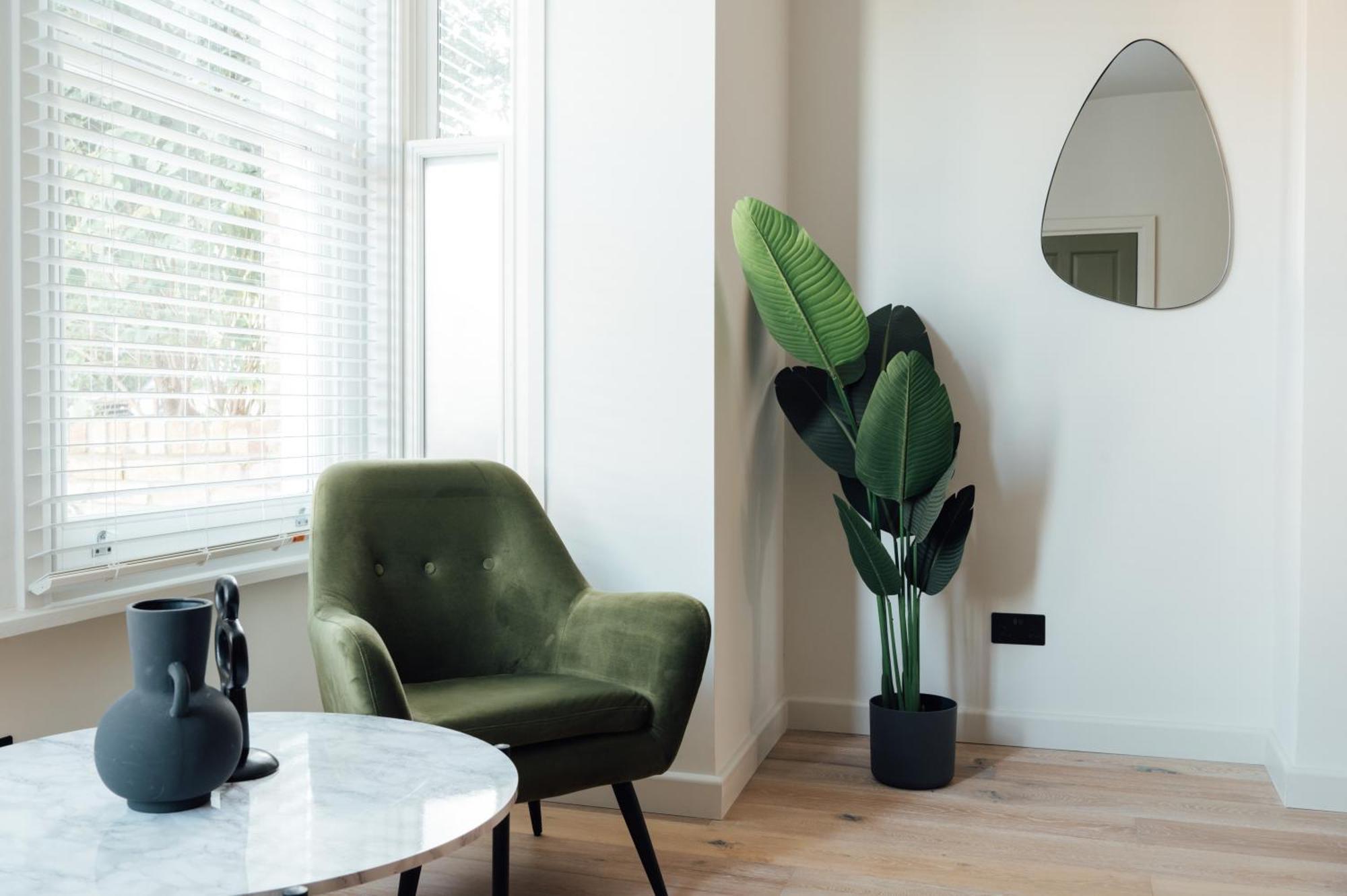 Luxurious & Modern In Honor Oak London