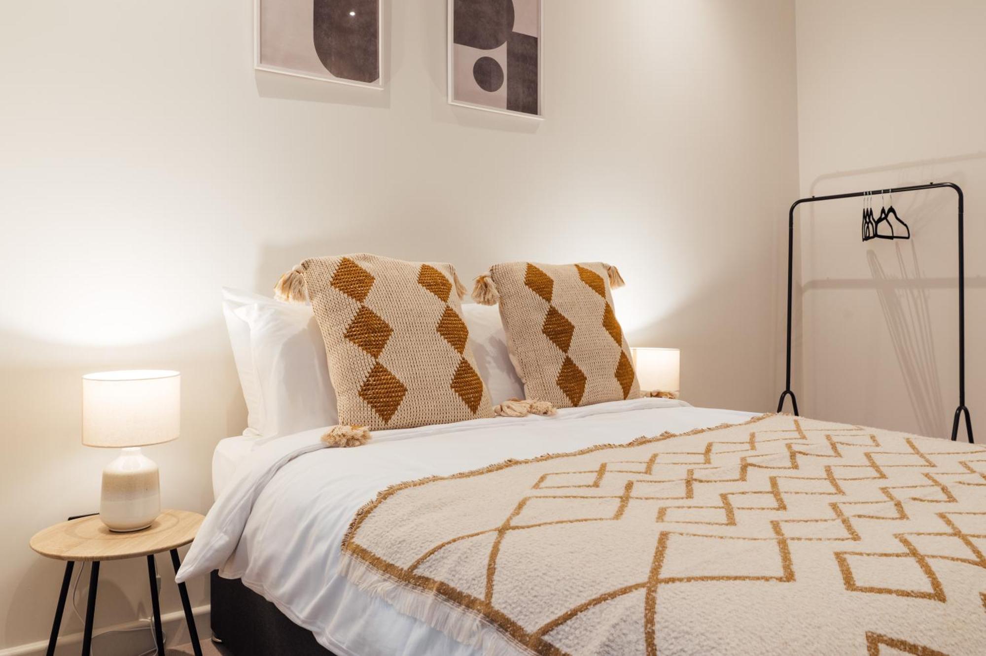 Luxurious & Modern In Honor Oak Apartment *
