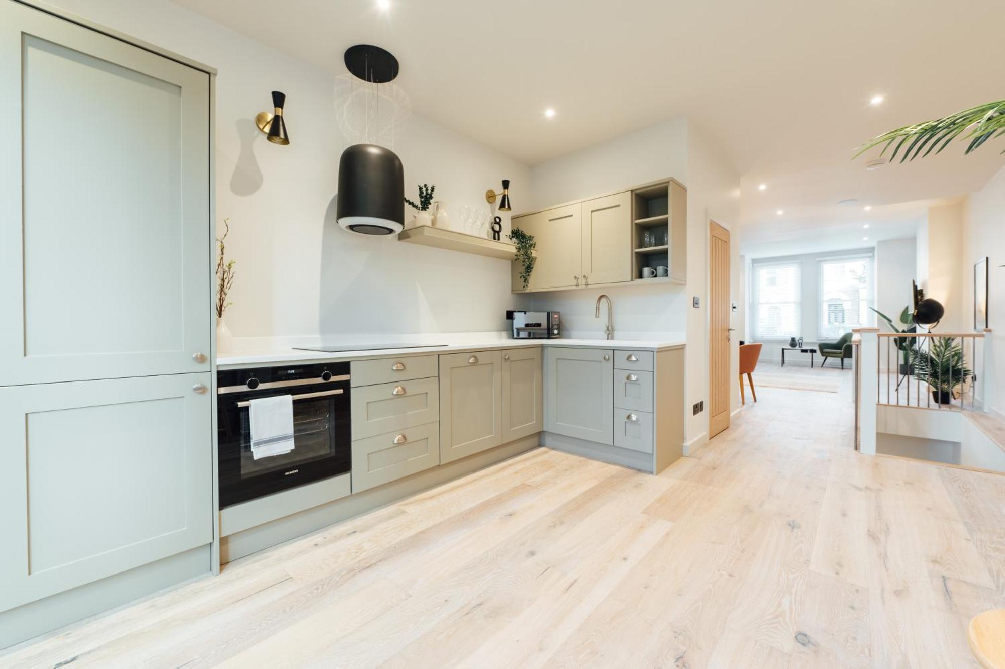 Luxurious & Modern In Honor Oak *