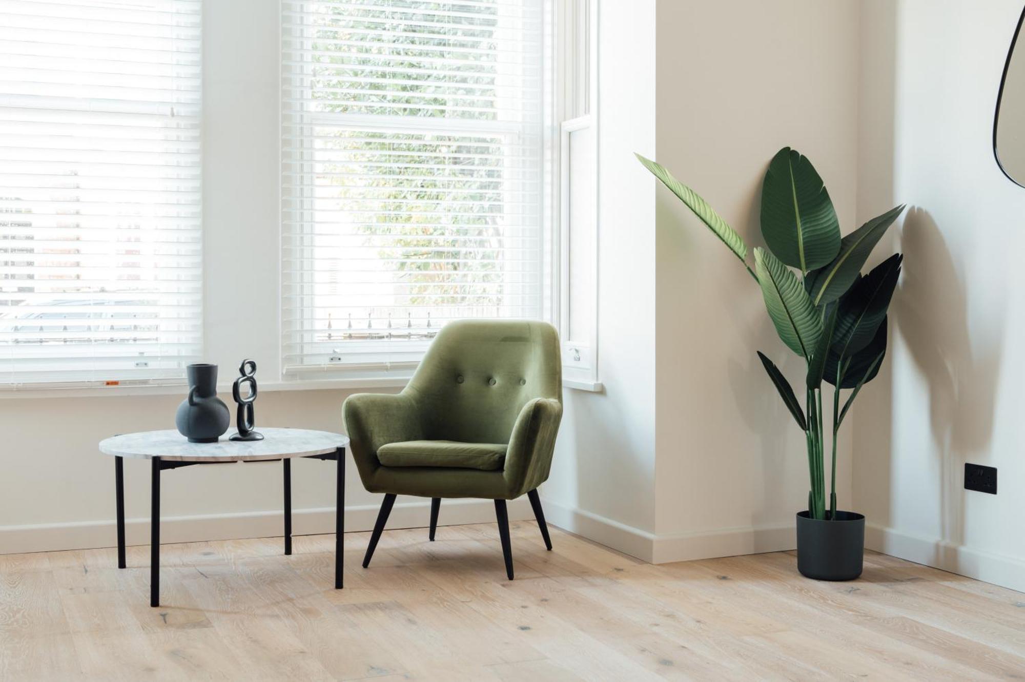 Luxurious & Modern In Honor Oak London