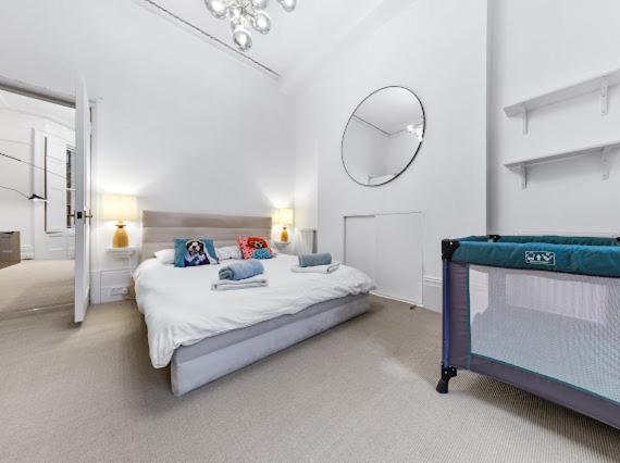 Apartment Portobello Large Snug London