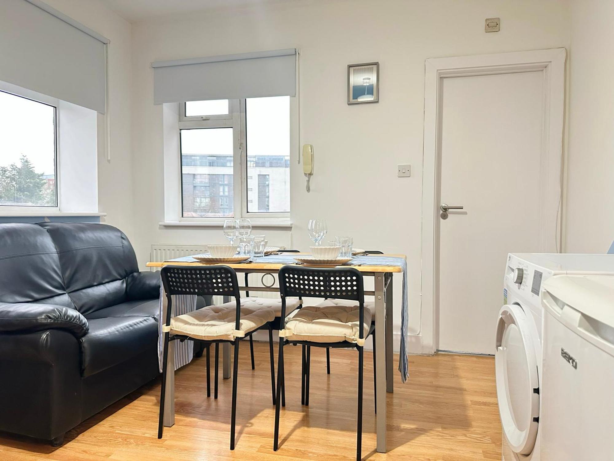 Wembley Stadium Serviced 2, 12mins To Central * London