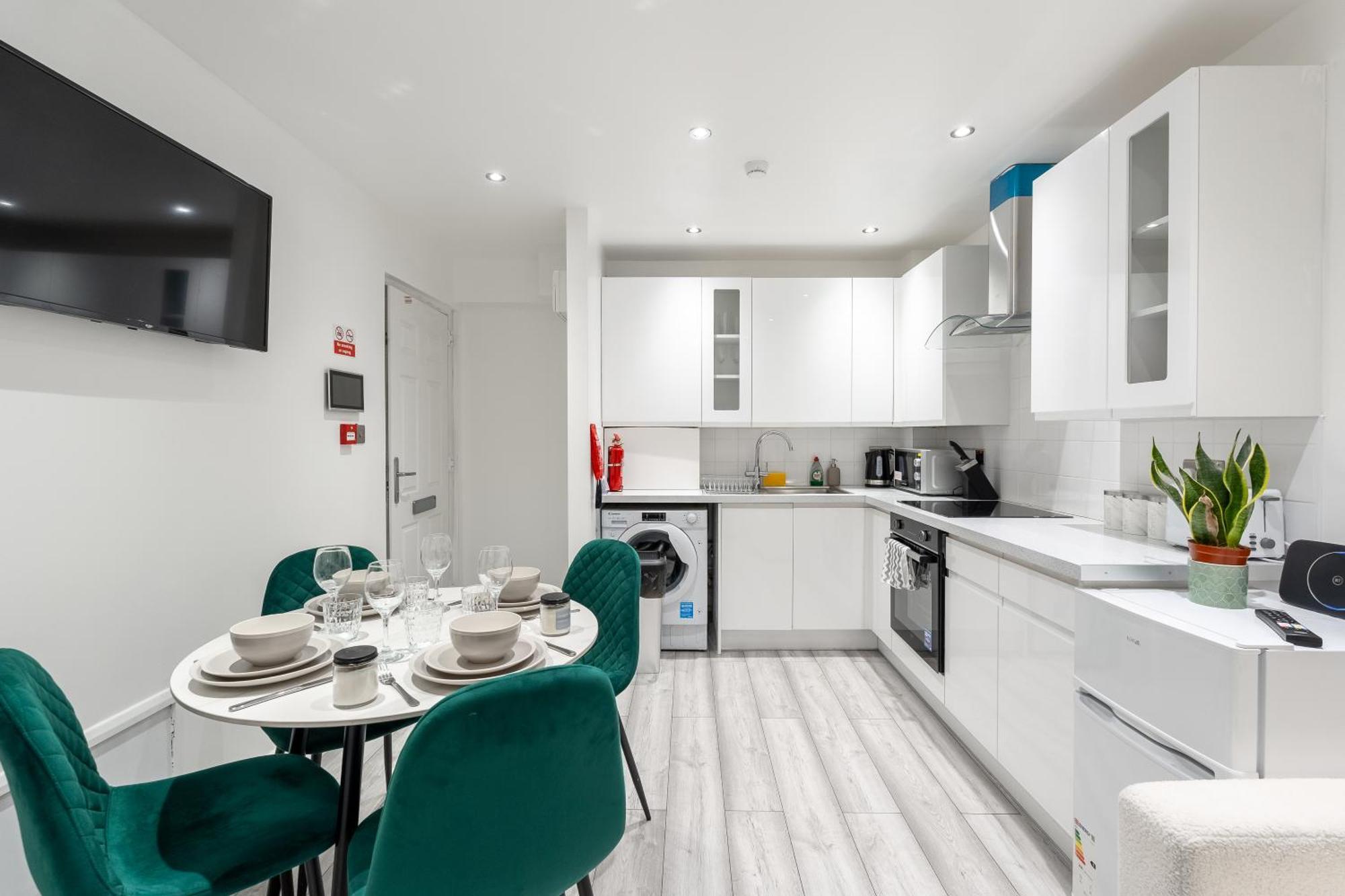 Beautiful Flat Near - Entire Flat - Equipped Kitchen - Private Bathroom Londres