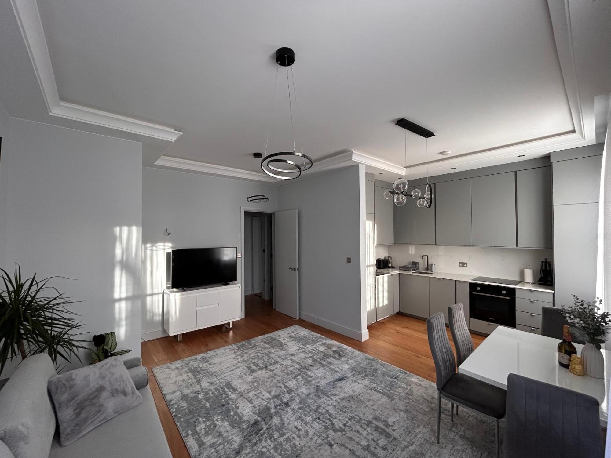 Stylish One Bed Flat In Paddington Pool And Gym Next Door Free Secure Underground Parking Nearby * Londres