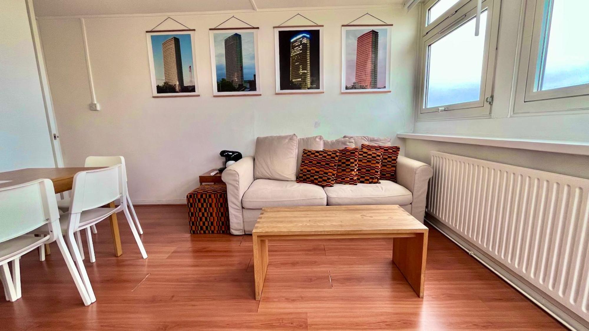 Appartement Bright 2-bedroom In Soho High-rise With Skyline Views Londen