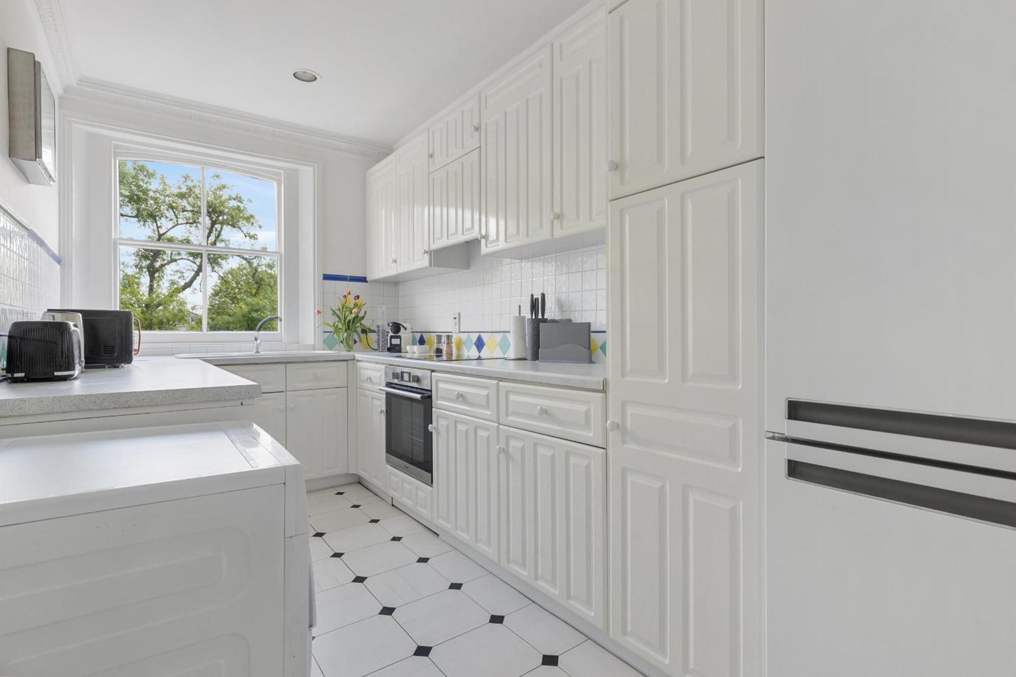 Royal Hideaway - La Reserve South Kensington