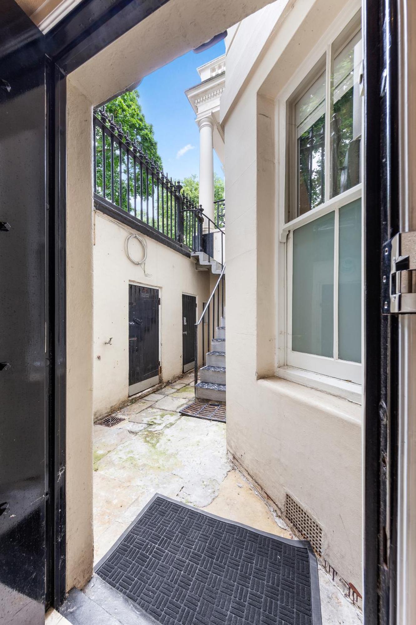 Appartement 250 Sqm Mega Mansion