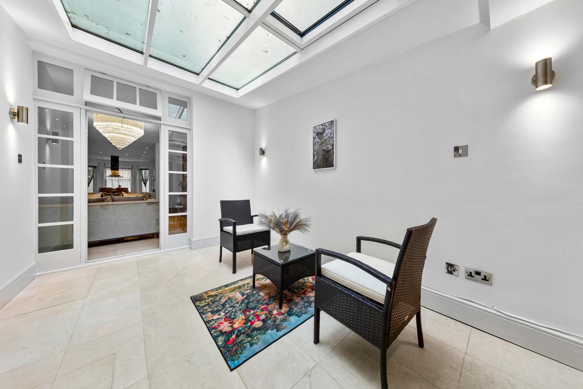 250 Sqm Mega Mansion Appartement Londen