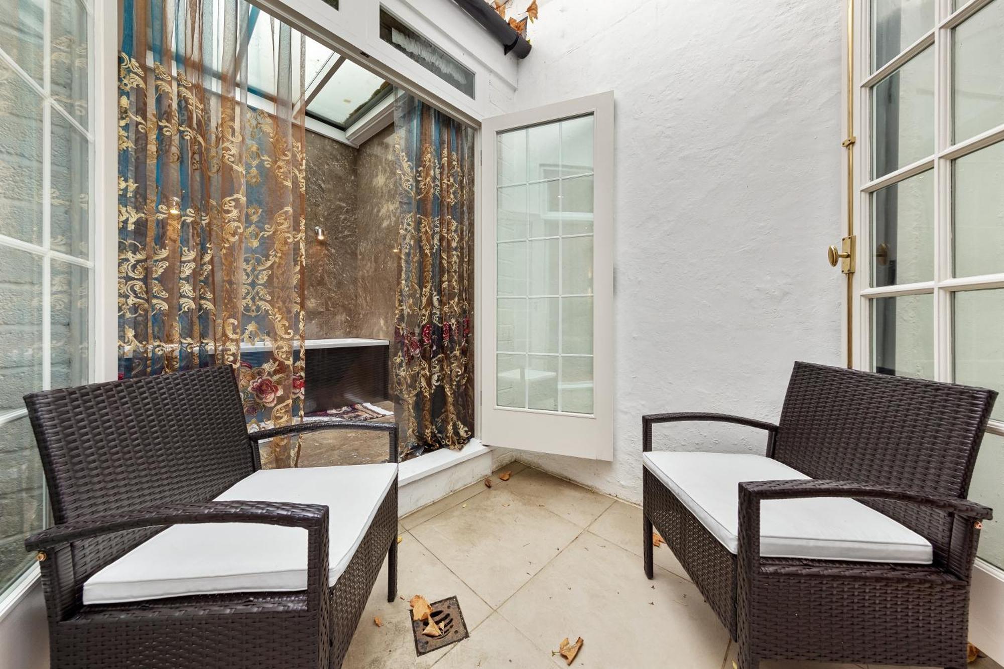 250 Sqm Mega Mansion * Londen