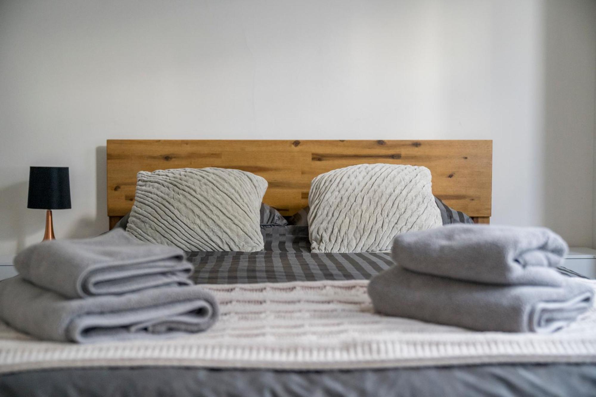Cozy & Comfy Woodgreen Station Sleeps 6 * Londres