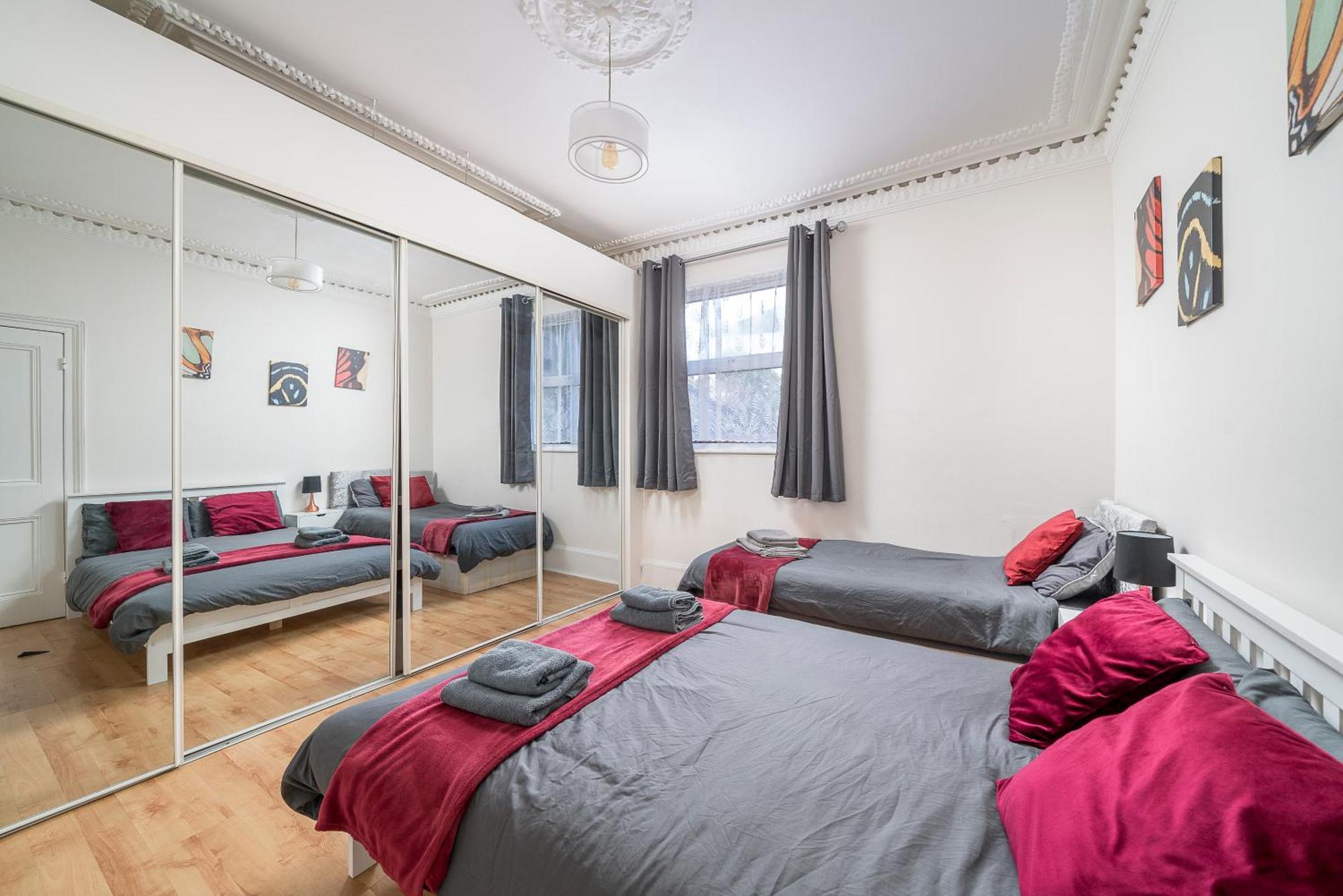 Cozy & Comfy Woodgreen Station Sleeps 6 Apartamento