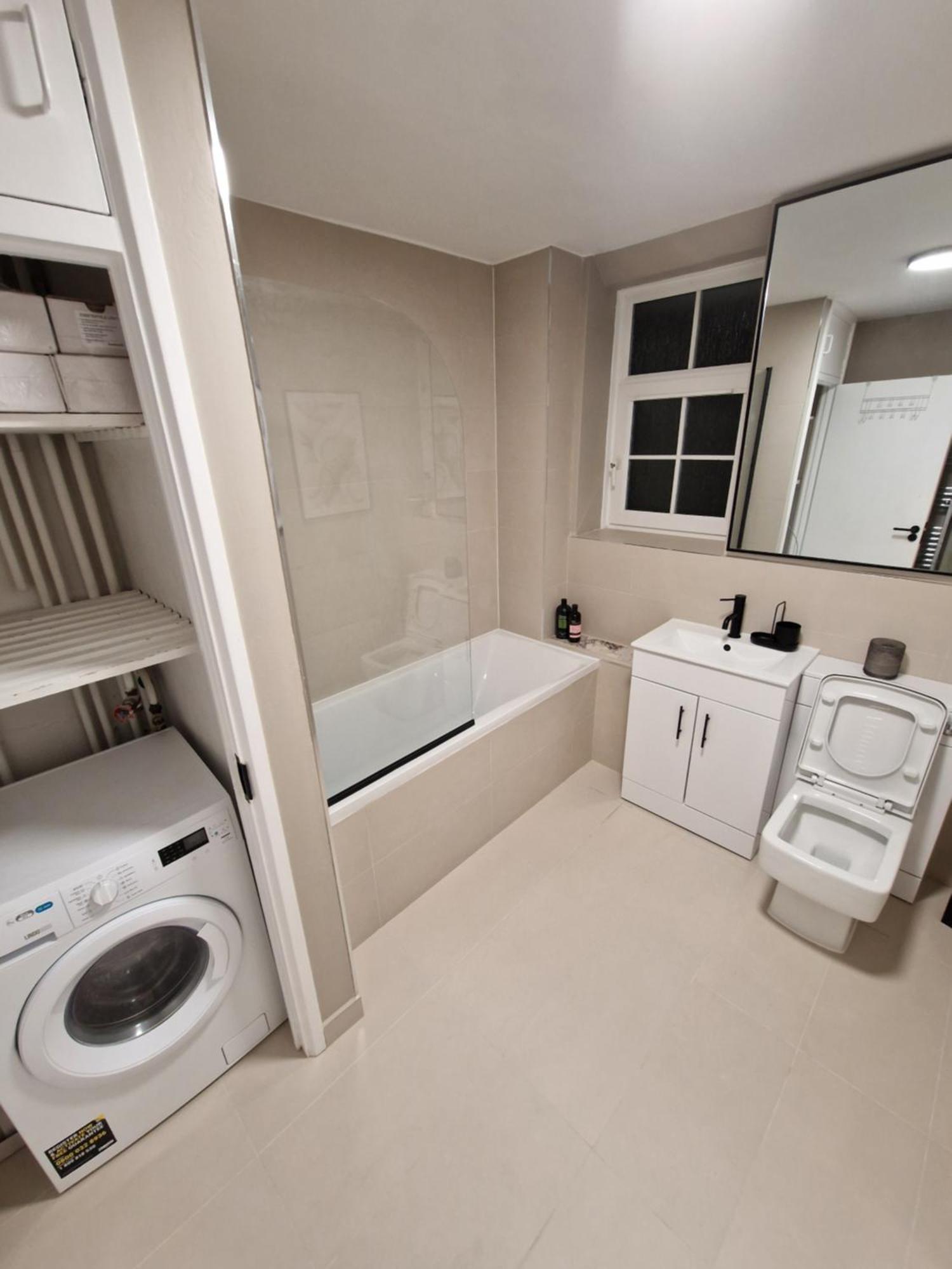Stylish Zone 1 Apartment