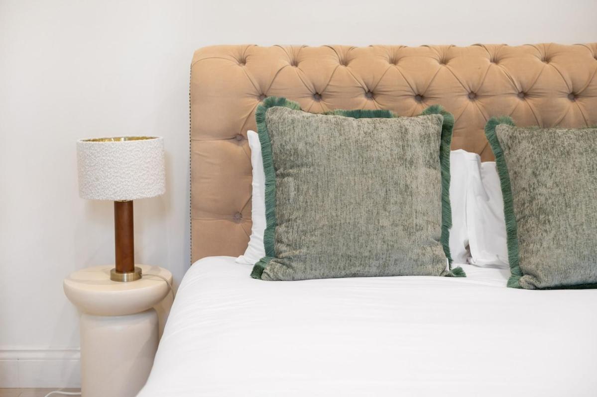 Hébergement de vacances New Stylish 3-bed Pimlico House Near Big Ben *