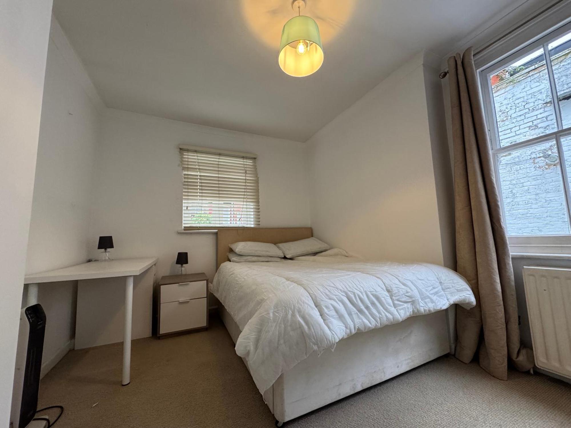 Inviting 4bd With Roof Terrace Nine Elms * Londres