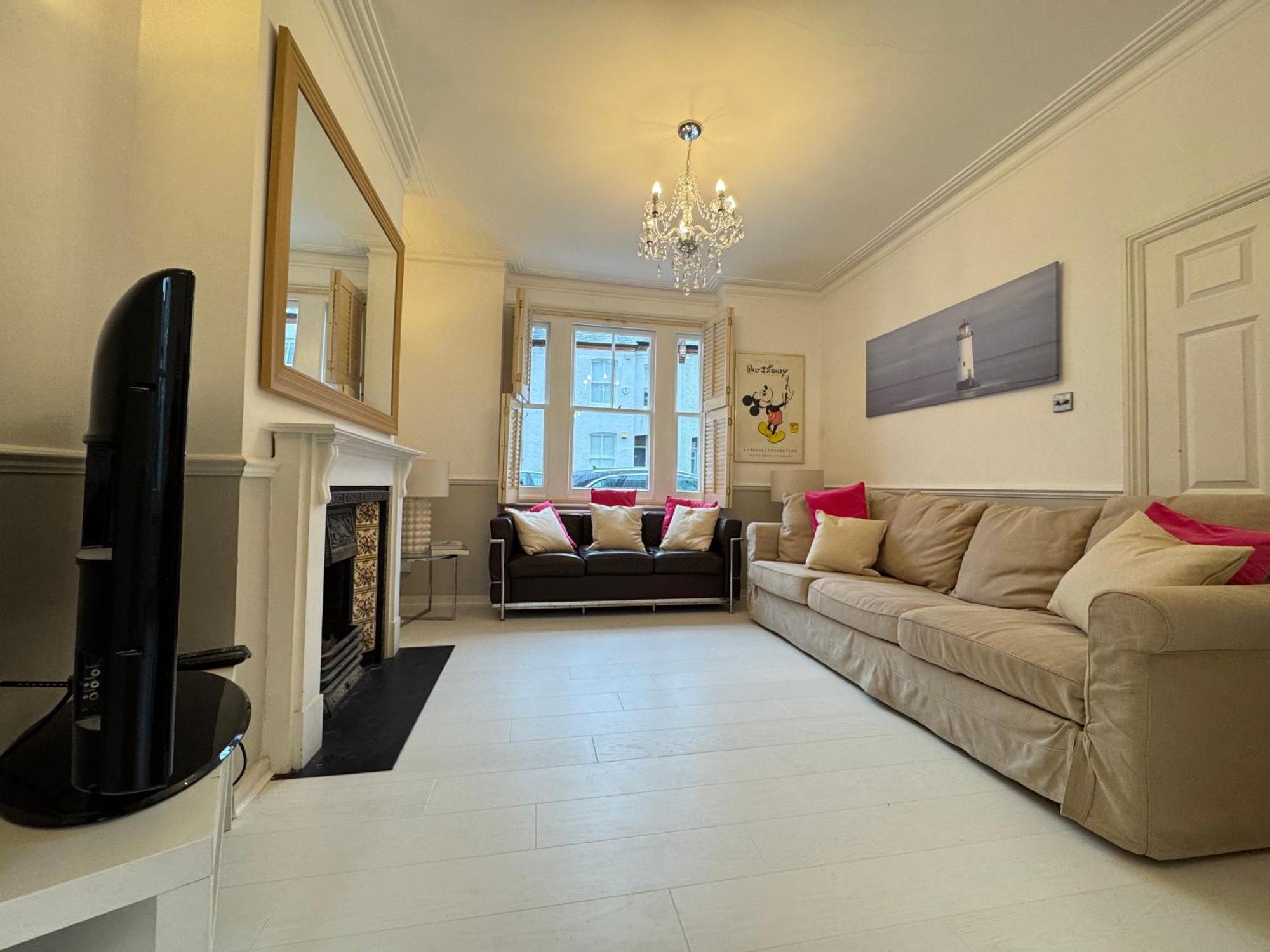 Appartement Inviting 4bd With Roof Terrace Nine Elms *