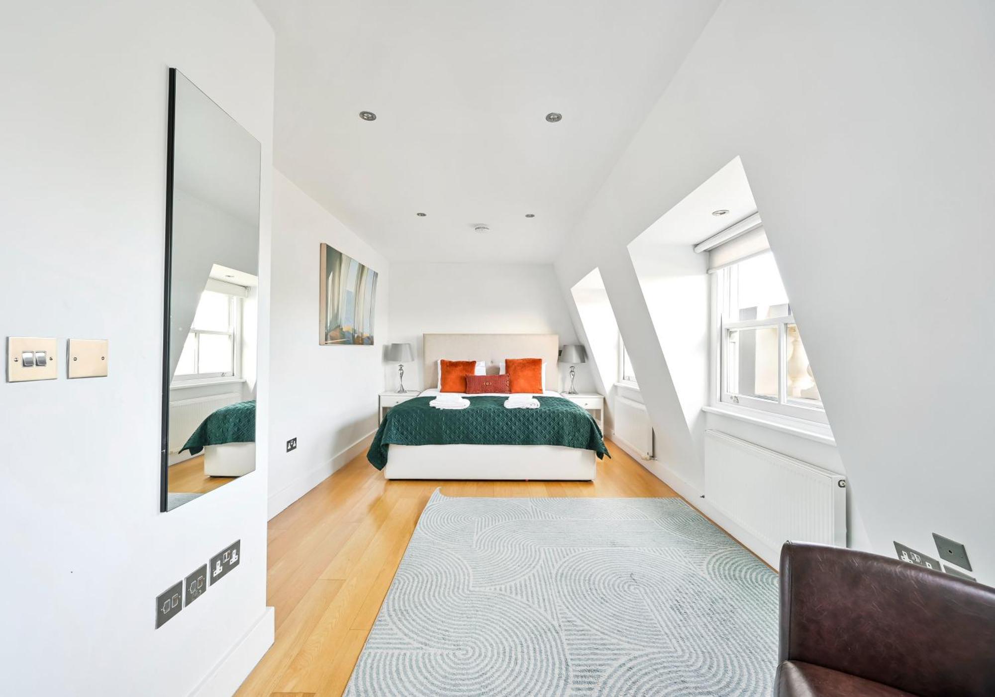 Queen's Gate Penthouse With Views Of The Museum Londres