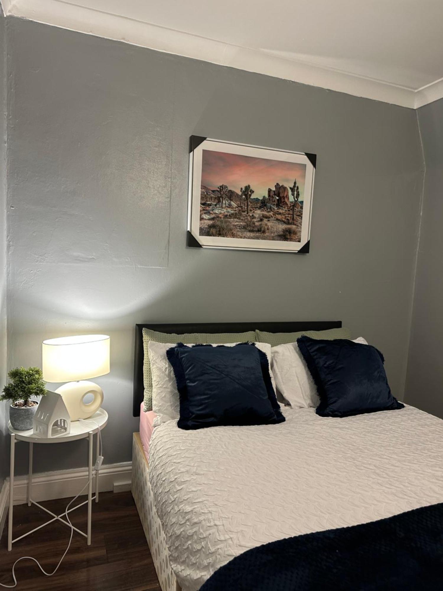 Charming 1 Bedroom Flat With Living In Kings Cross, St Pancras No Lift Appartement Londres