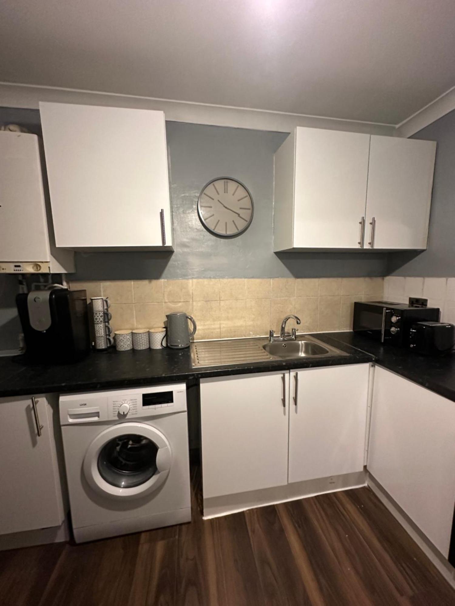 Charming 1 Bedroom Flat With Living In Kings Cross, St Pancras No Lift Appartement *