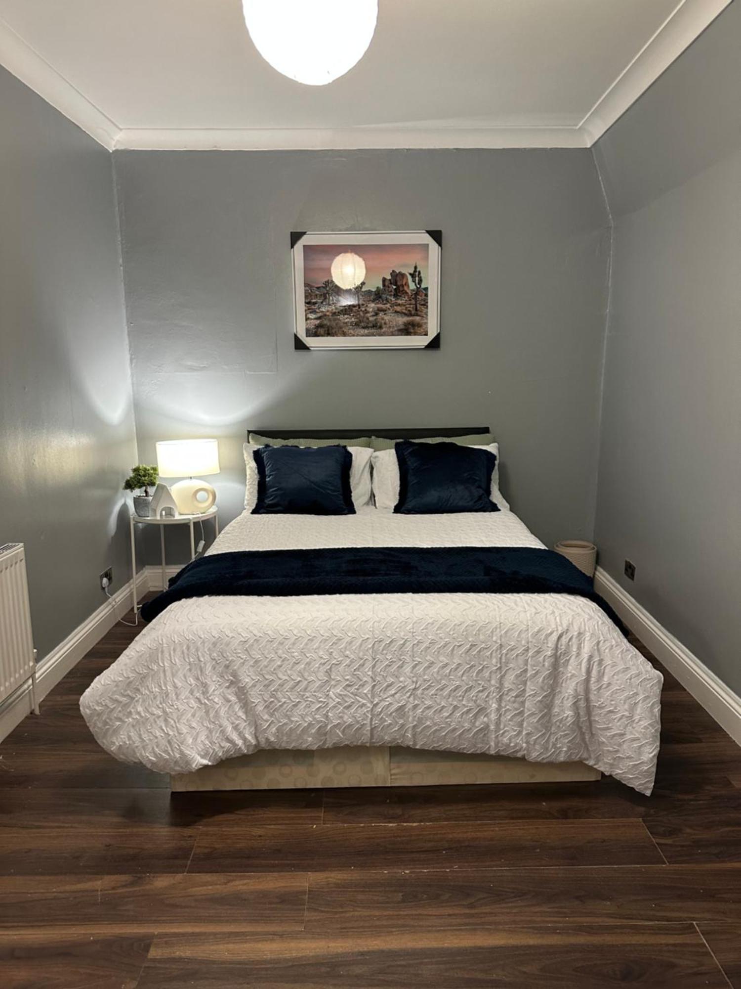 Charming 1 Bedroom Flat With Living In Kings Cross, St Pancras No Lift Appartement