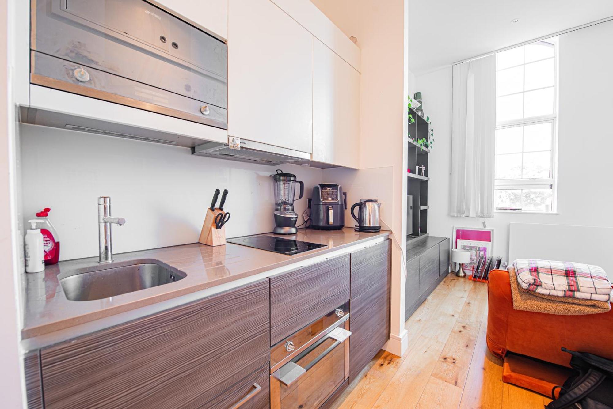 Bright Modern 5 Mins To Station, Sleeps 3 Londres