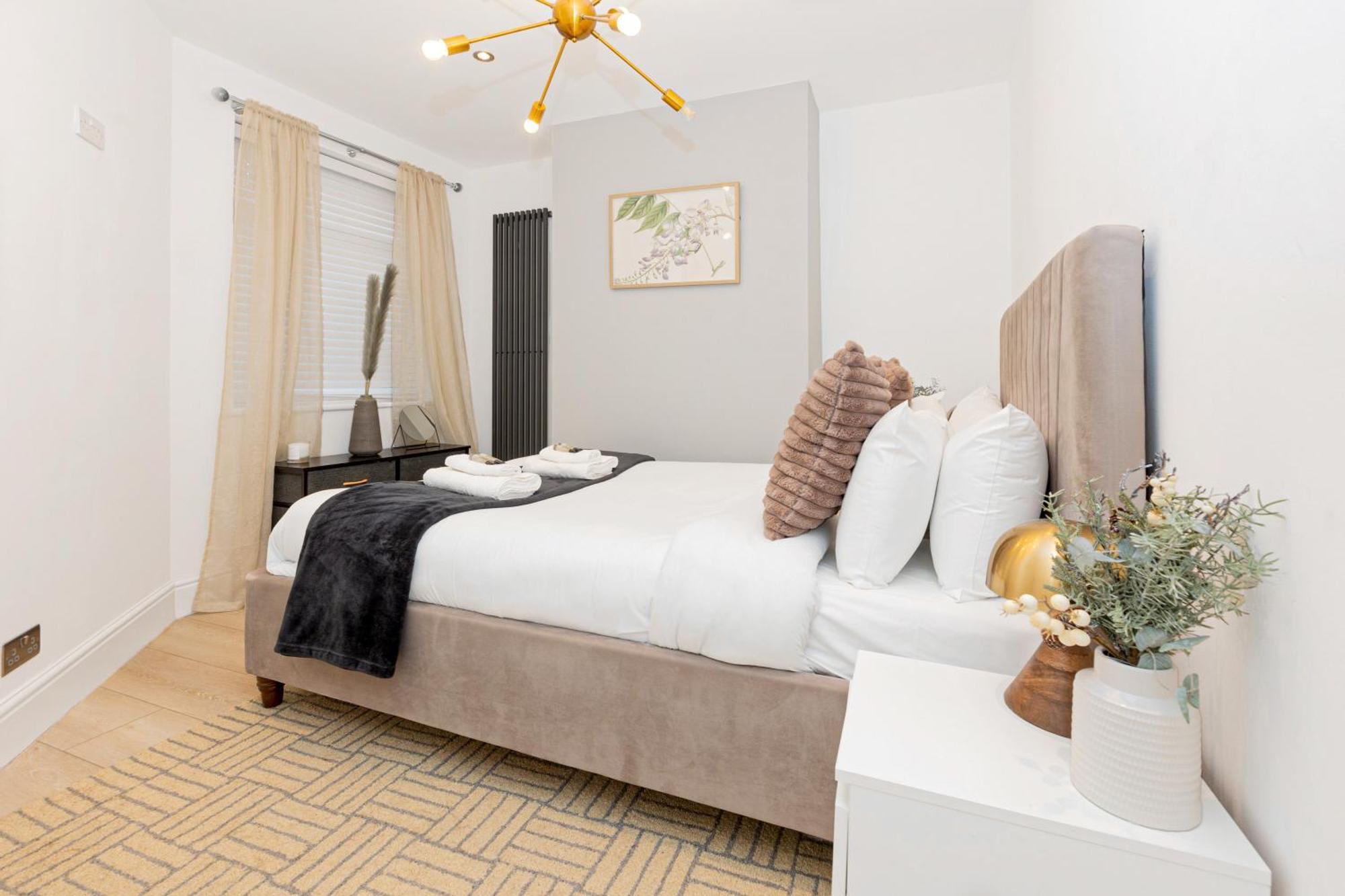 Classy 2br Btw Wimbledon & Streatham, 10 Min Tube Appartement *