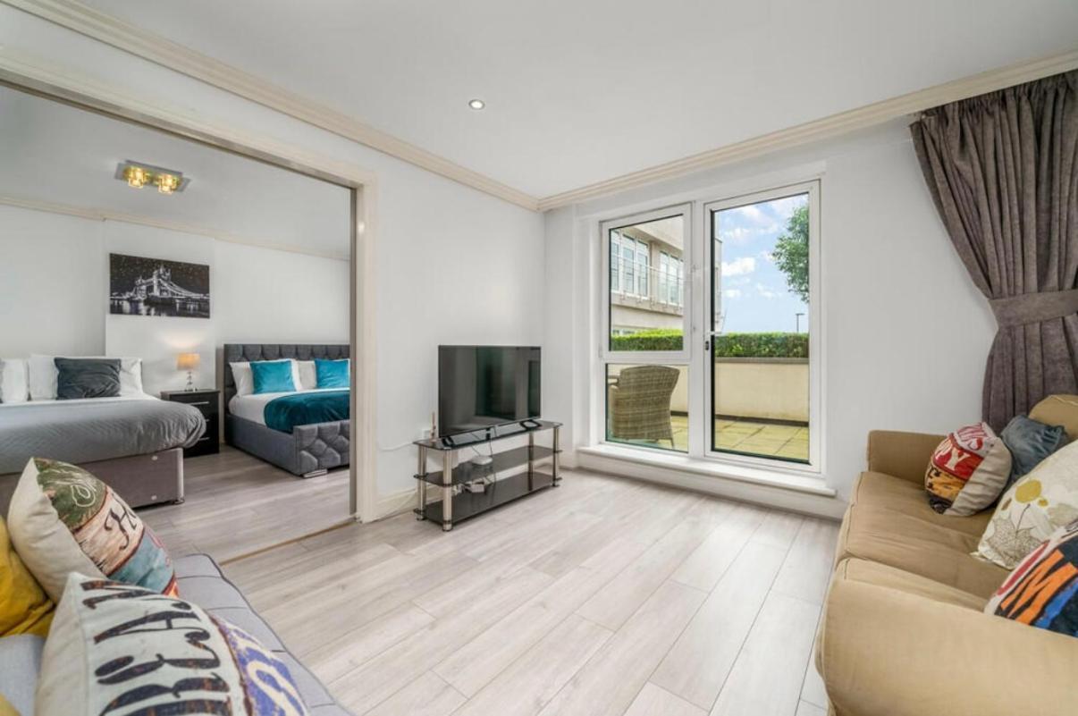 Luxurious Spacious 2 Bed W Terrace Londres