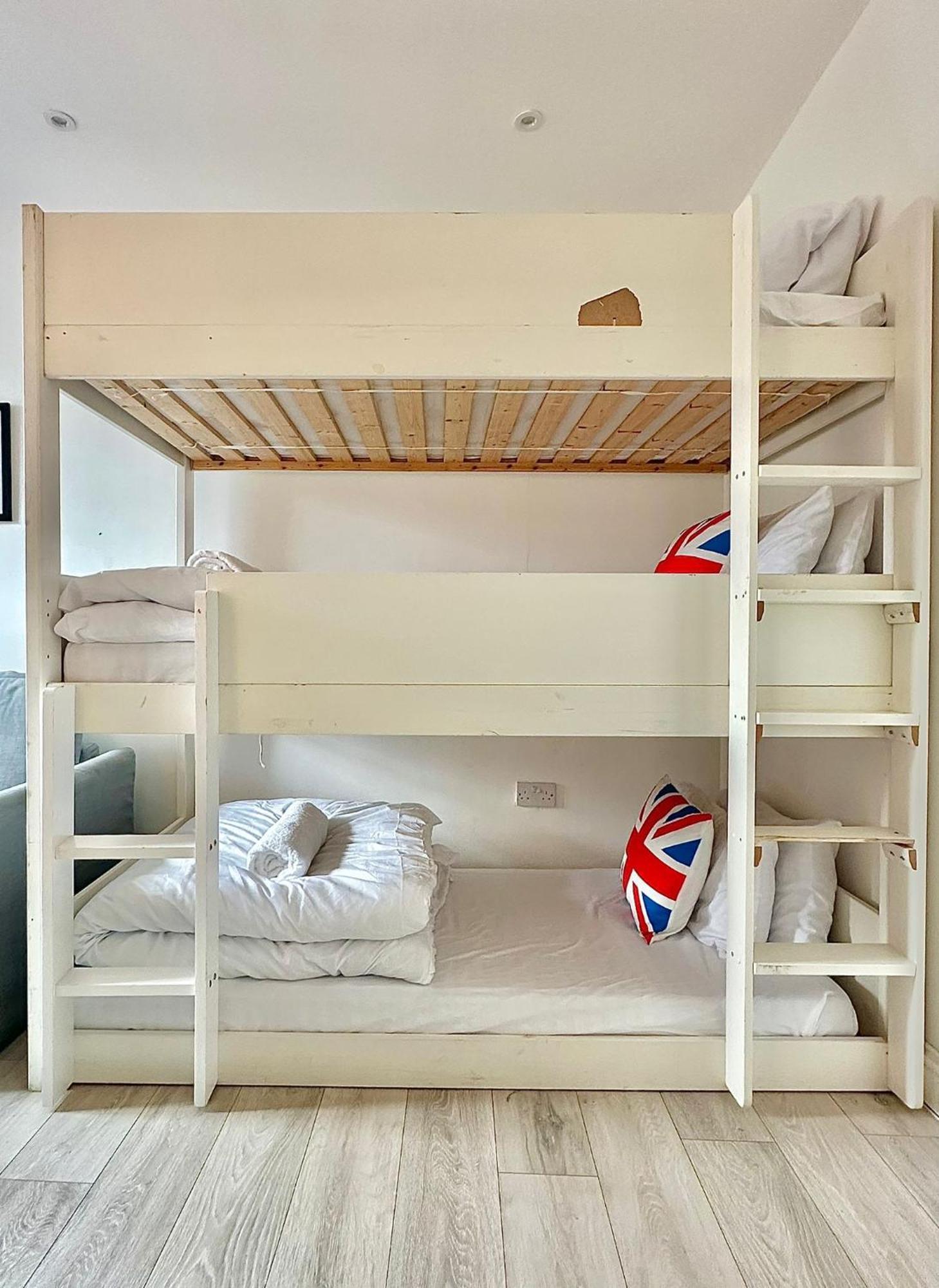 Flat A Garrat Lane Apartamento Londres