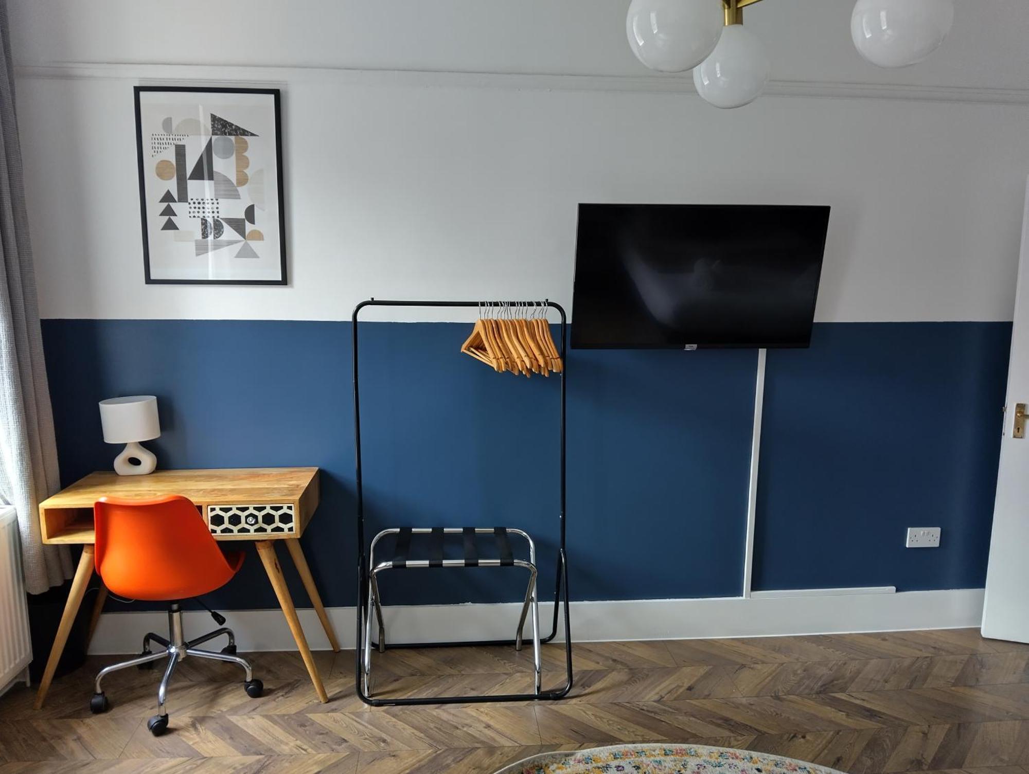 Spacious 5-bedroom, 4-bathroom In Central Zone 1 Apartamento *