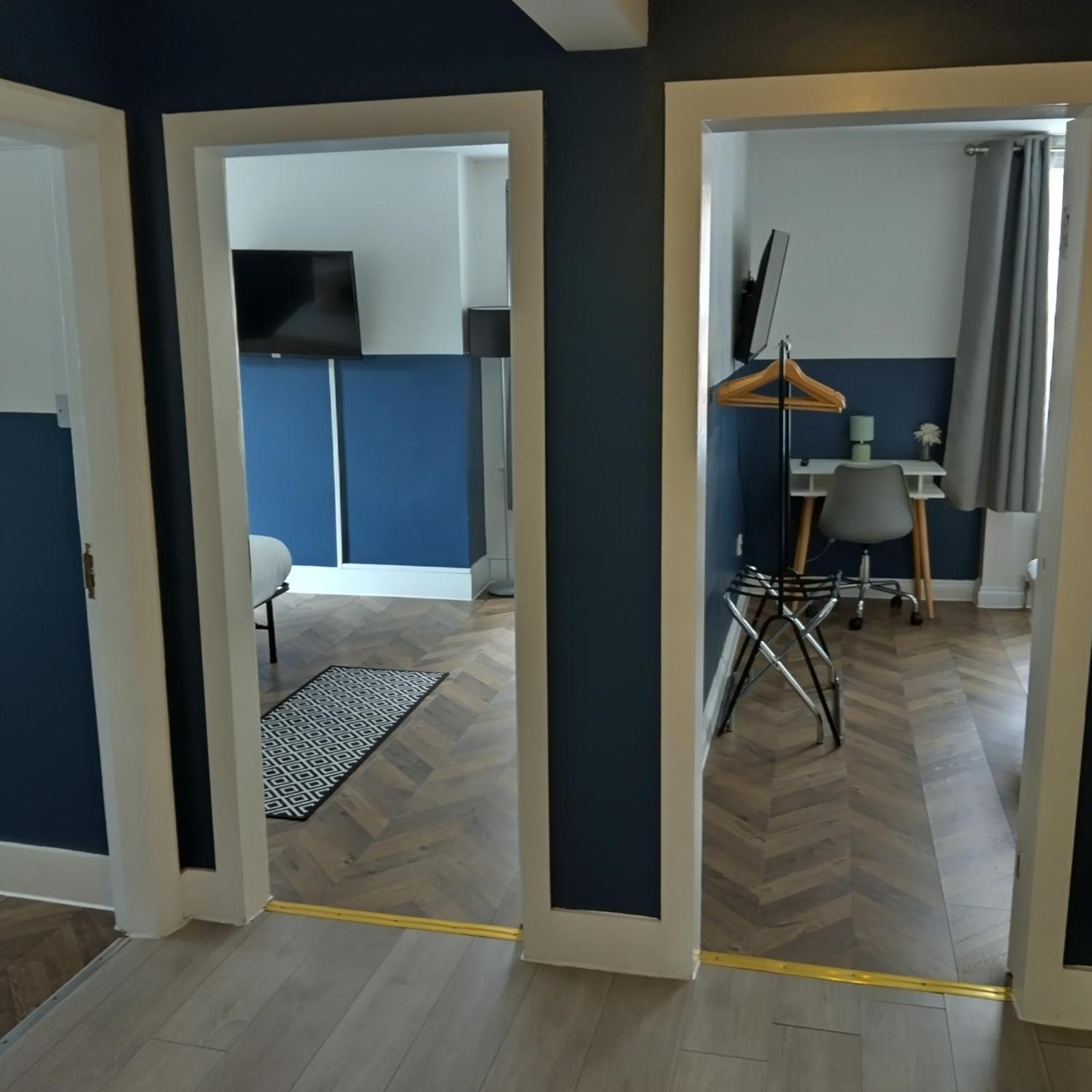 Spacious 5-bedroom, 4-bathroom In Central Zone 1 Apartment London