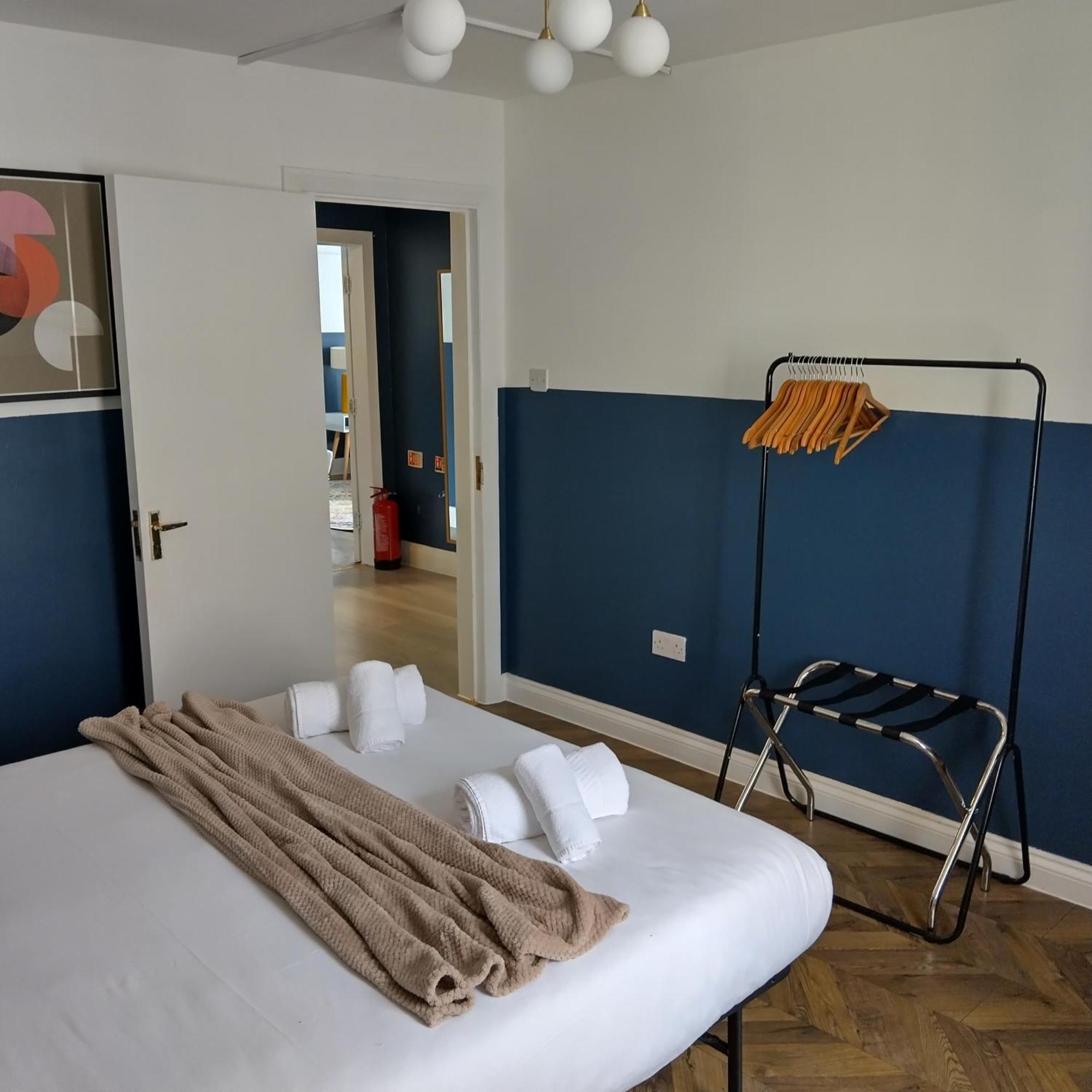Spacious 5-bedroom, 4-bathroom In Central Zone 1 Londres