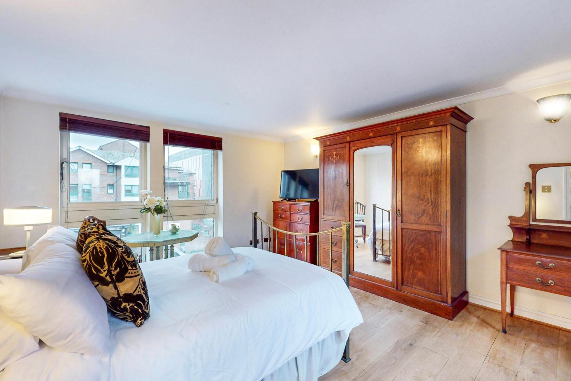 1bed Flat With Parking And Balcony With View Of The Wharf * Londres
