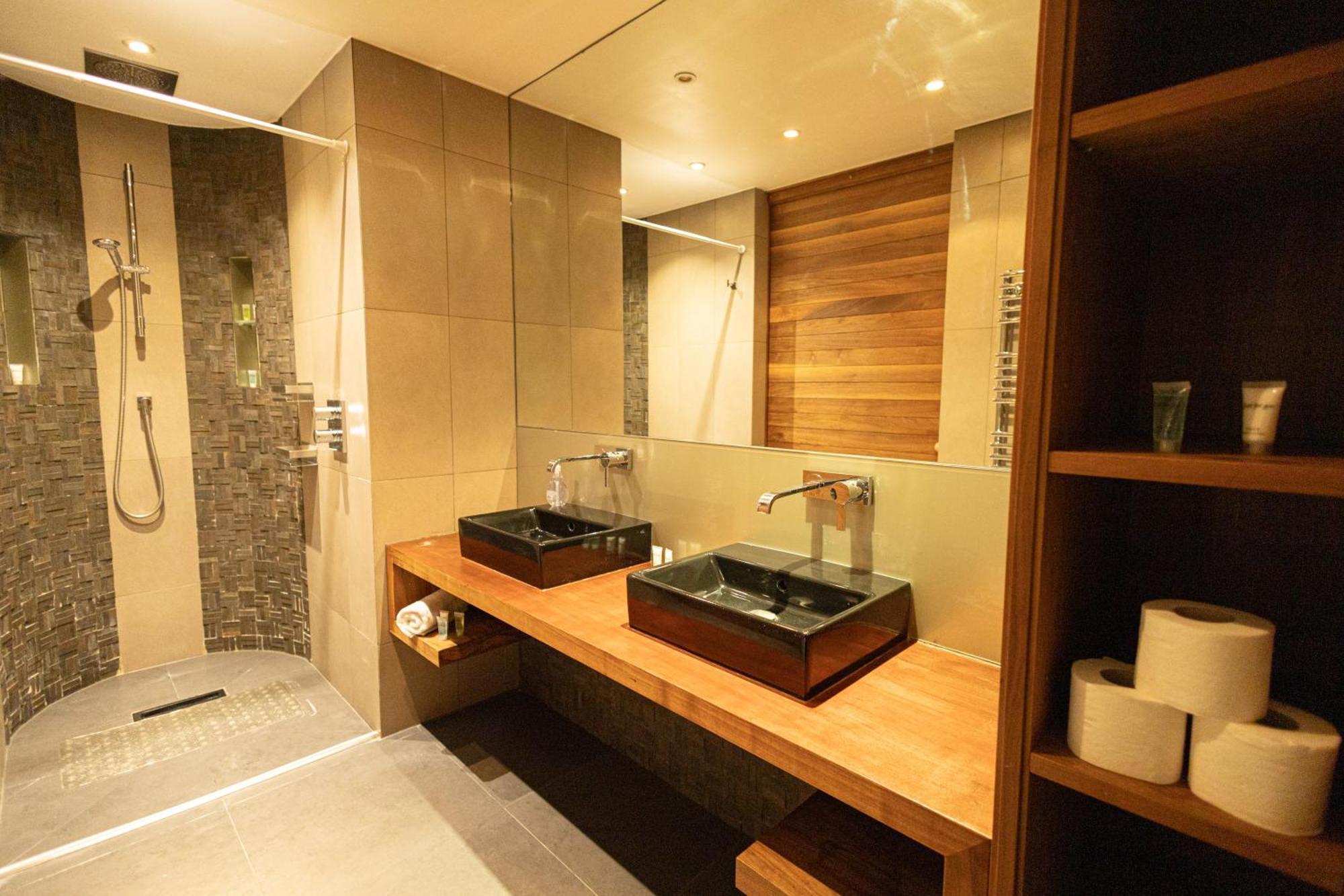 2bedroom Gem In The Heart Of Kensington Apartamento Londres