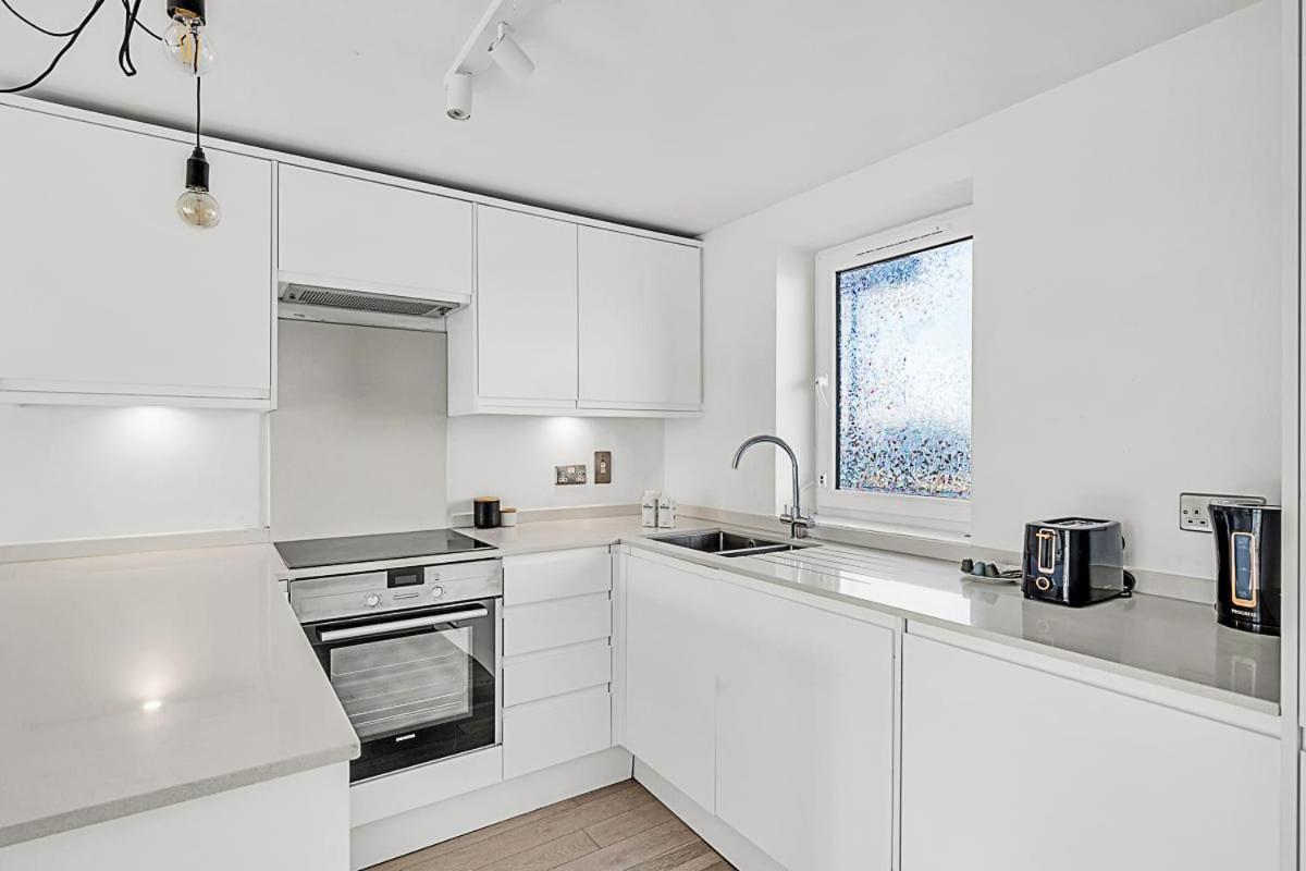 Relay Radiant Chelsea Flat With View * Londres