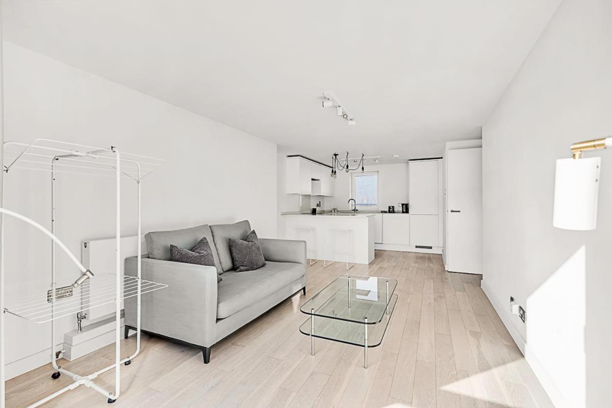 Relay Radiant Chelsea Flat With View Londres